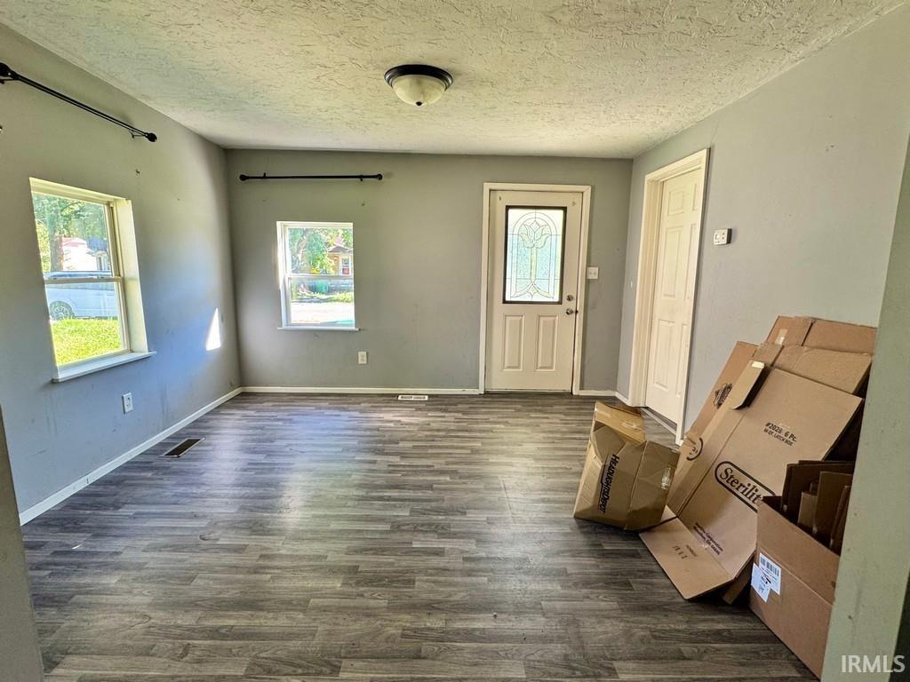 Photo 3 of Manufactured home for sale at 2221 S 19th Street, New Castle, IN 47362 | MLS# 202641210 | Listing updated on 2026-10-05
