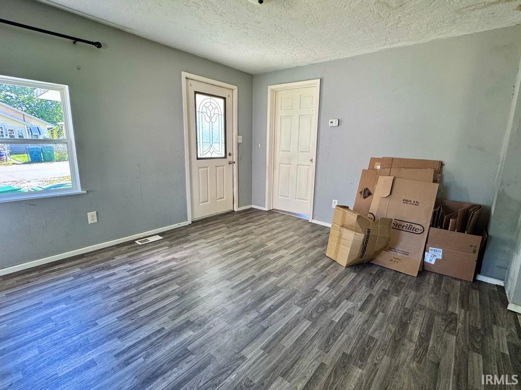 Photo 3 of Manufactured home for sale at 2221 S 19th Street, New Castle, IN 47362 | MLS# 202641210 | Listing updated on 2026-10-05