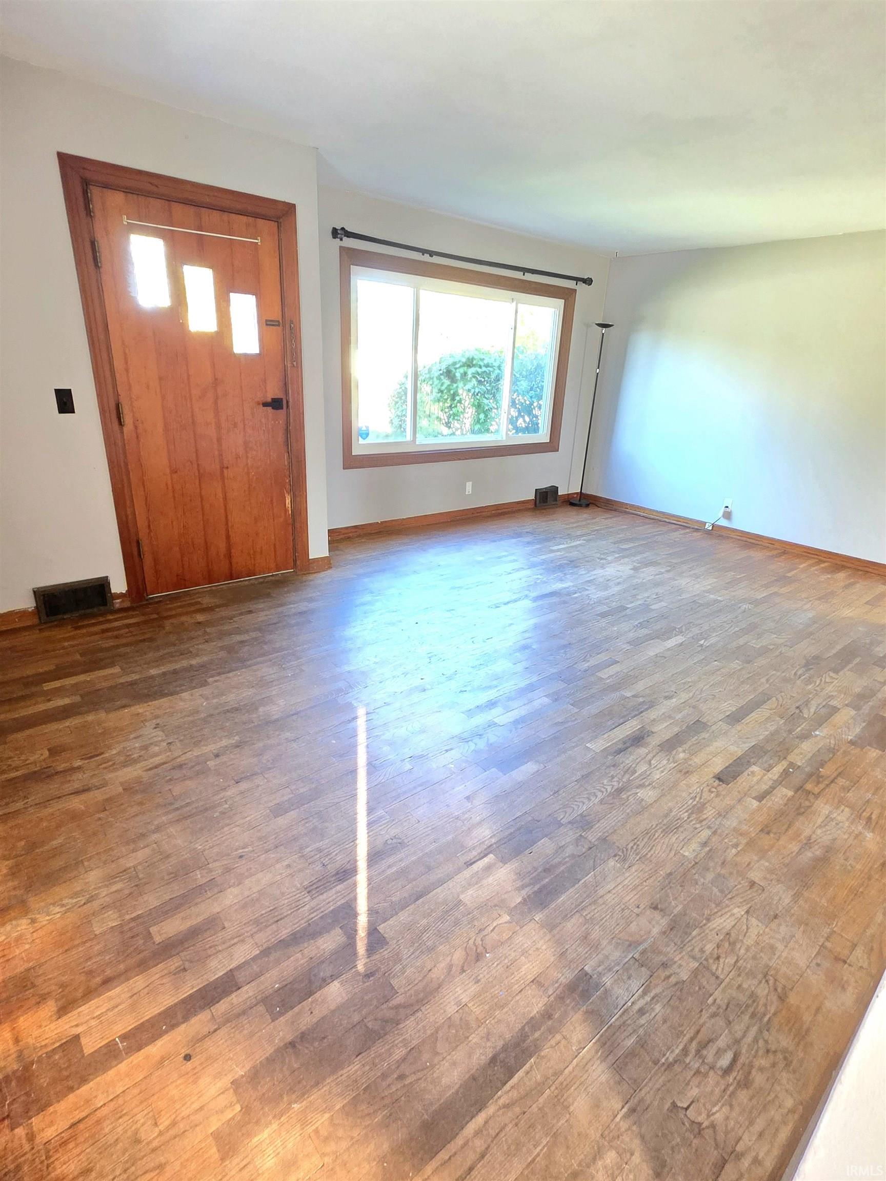 Photo 4 of Manufactured home for sale at 312 N Cleveland St, Auburn, IN 46706 | MLS# 202641213 | Listing updated on 2026-10-05