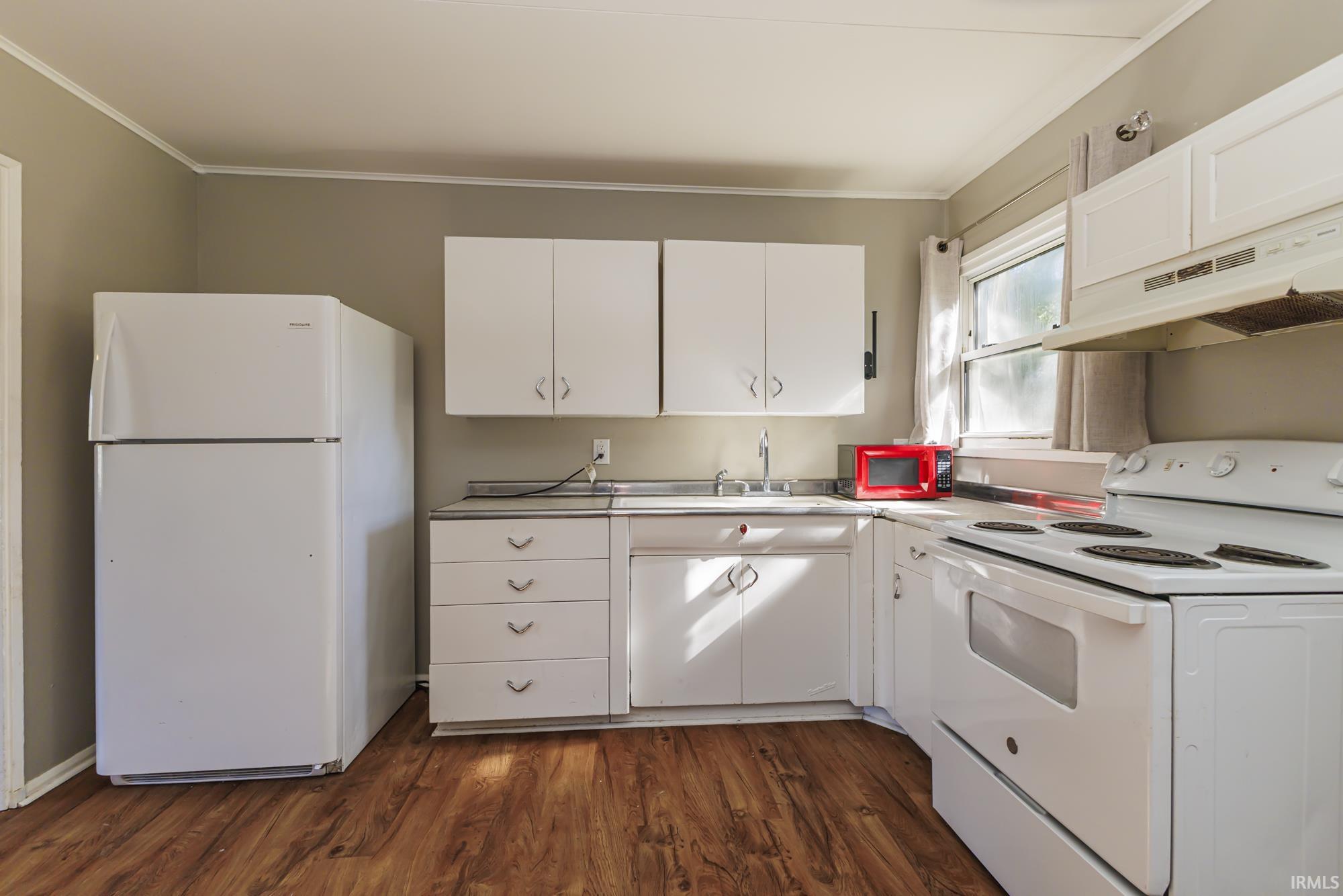 Photo 3 of Manufactured home for sale at 2720 Seminole Ct, Anderson, IN 46012 | MLS# 202641229 | Listing updated on 2026-10-05