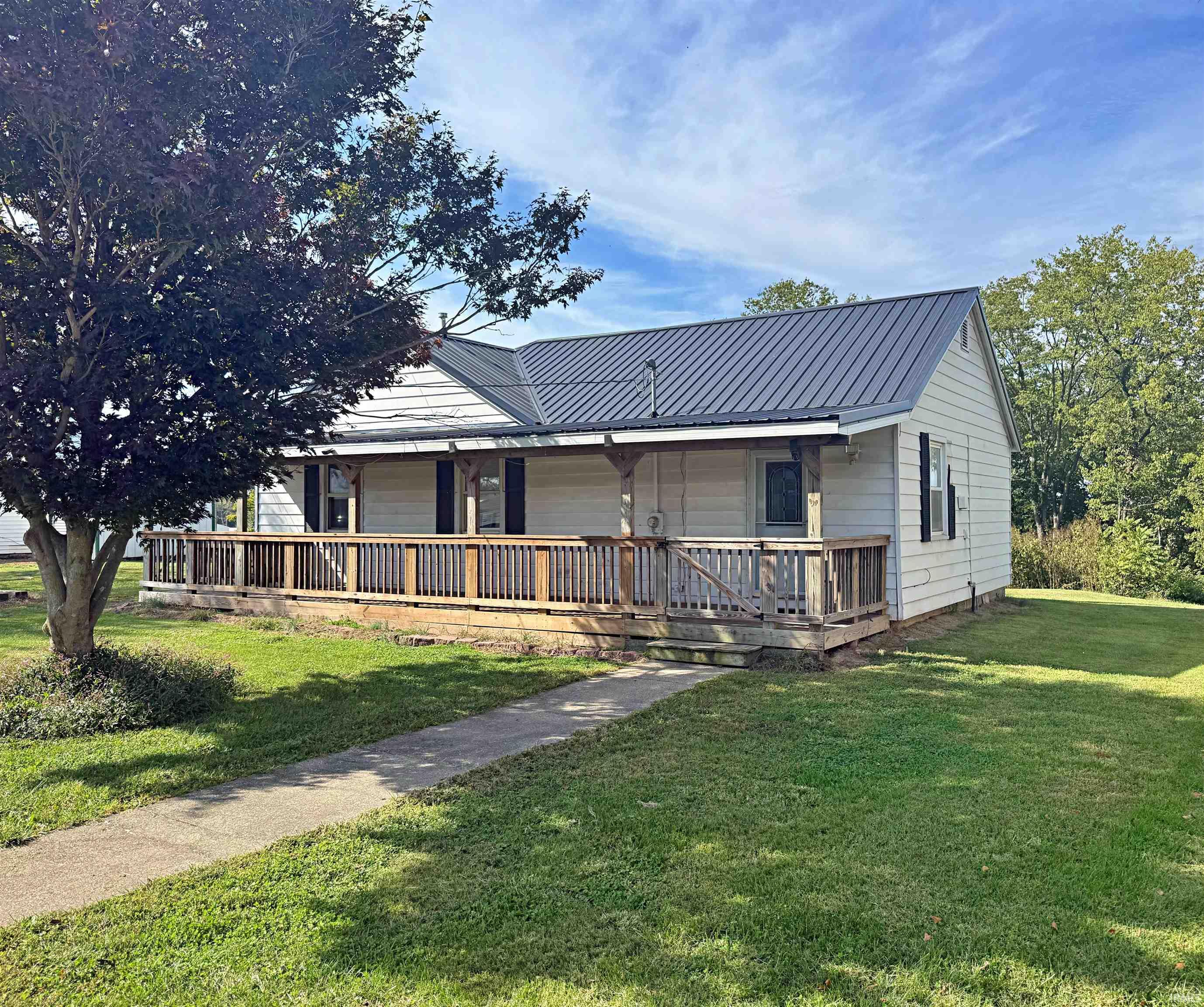 Photo 1 of Manufactured home for sale at 1779 Scenic Hl Rd, Loogootee, IN 47553 | MLS# 202641230 | Listing updated on 2026-10-05