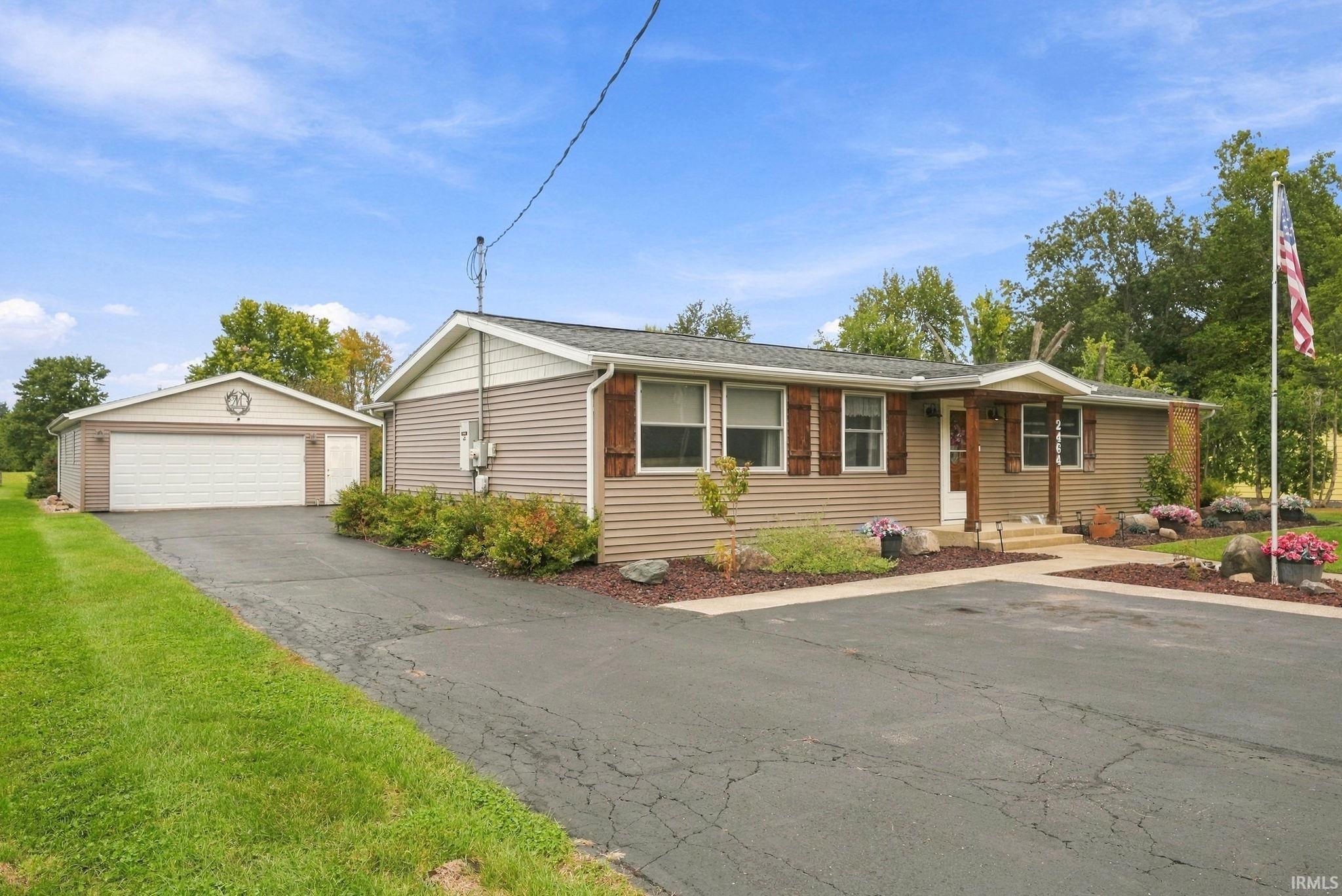 Photo 2 of Manufactured home for sale at 2464 E 225 South Rd, Warsaw, IN 46580 | MLS# 202641241 | Listing updated on 2026-10-05