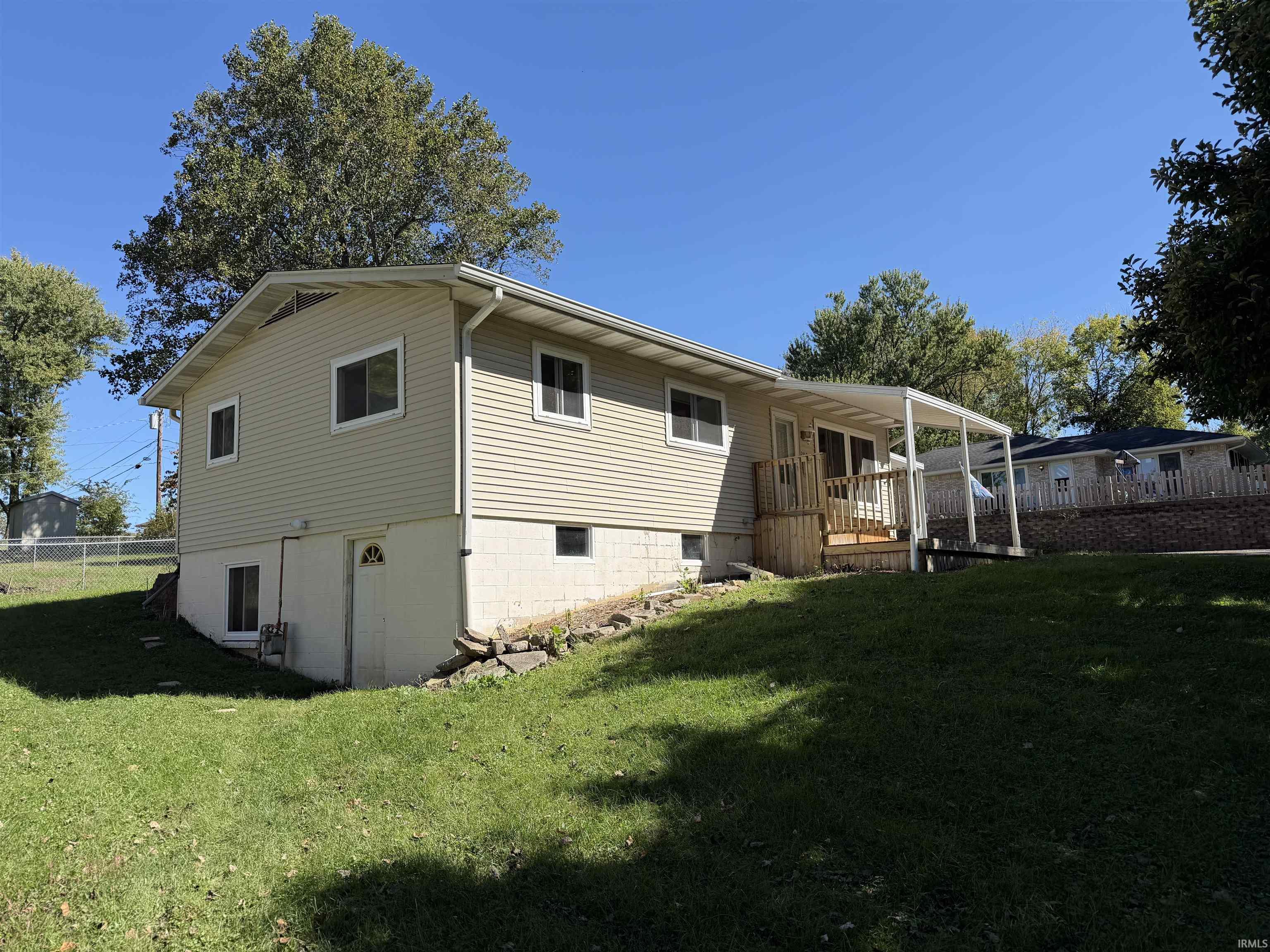 Photo 2 of Manufactured home for sale at 202 W Chester Dr, Ellettsville, IN 47429 | MLS# 202641262 | Listing updated on 2026-10-05