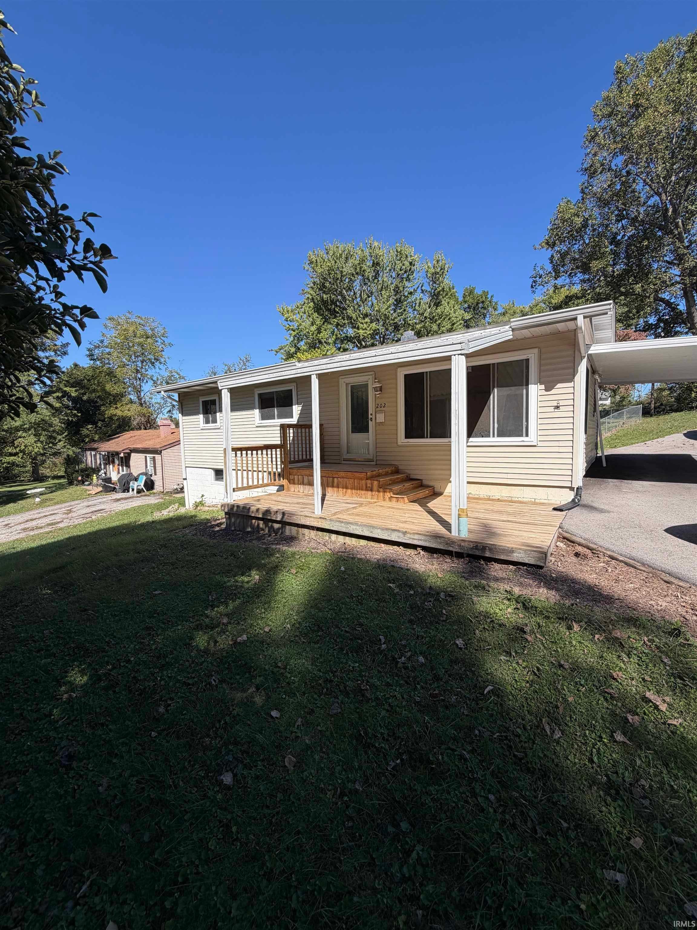 Photo 3 of Manufactured home for sale at 202 W Chester Dr, Ellettsville, IN 47429 | MLS# 202641262 | Listing updated on 2026-10-07