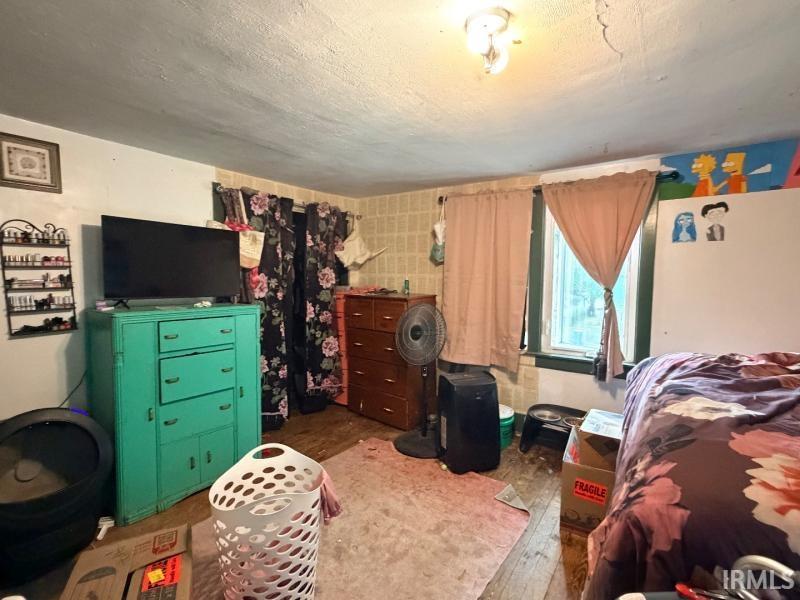 Photo 3 of Manufactured home for sale at 1032 E 3rd Street, Mishawaka, IN 46544 | MLS# 202641285 | Listing updated on 2026-10-08