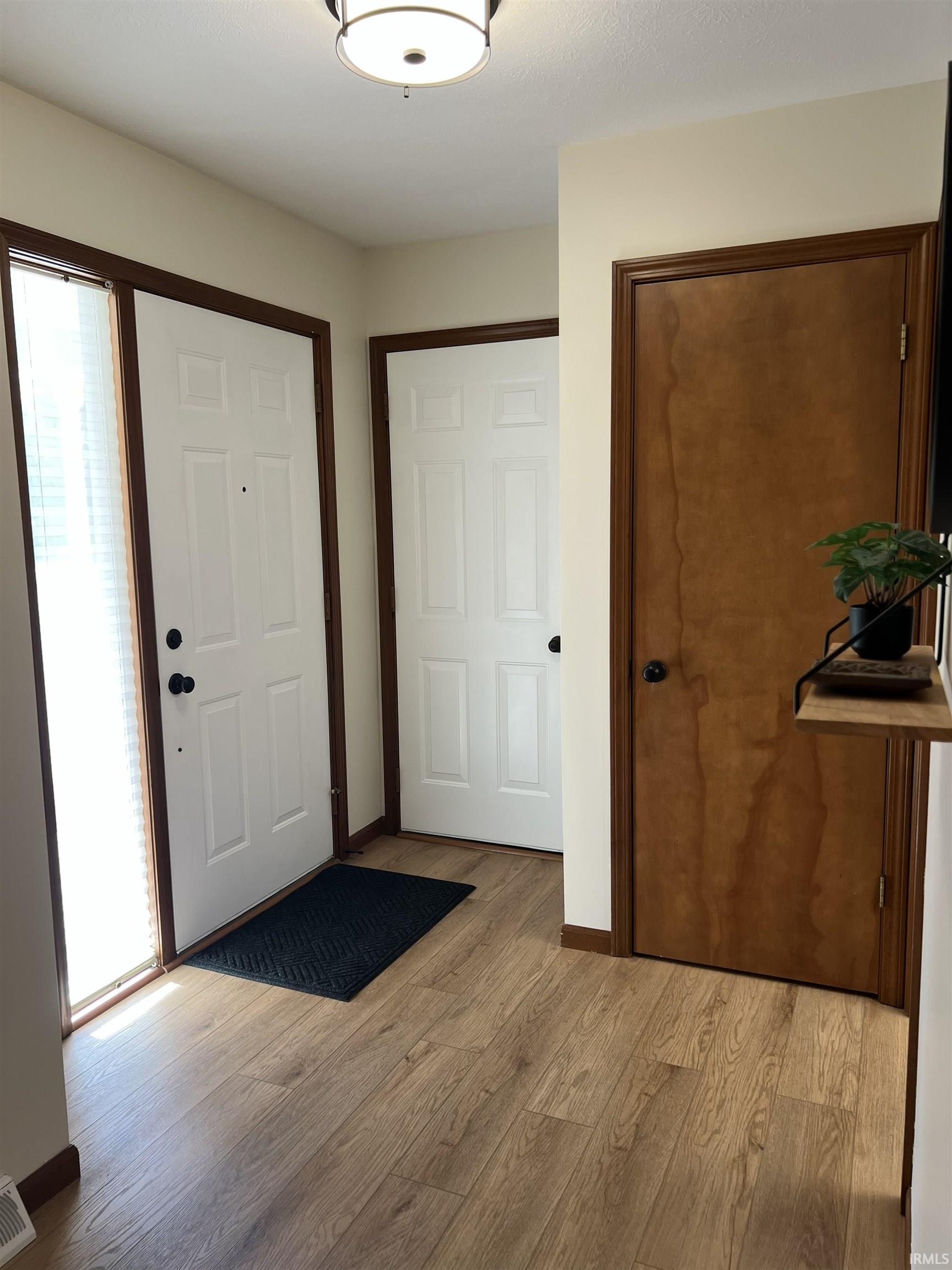 Photo 2 of Condo for sale at 1503 Kentfield Way #5, Goshen, IN 46526 | MLS# 202641286 | Listing updated on 2026-10-06