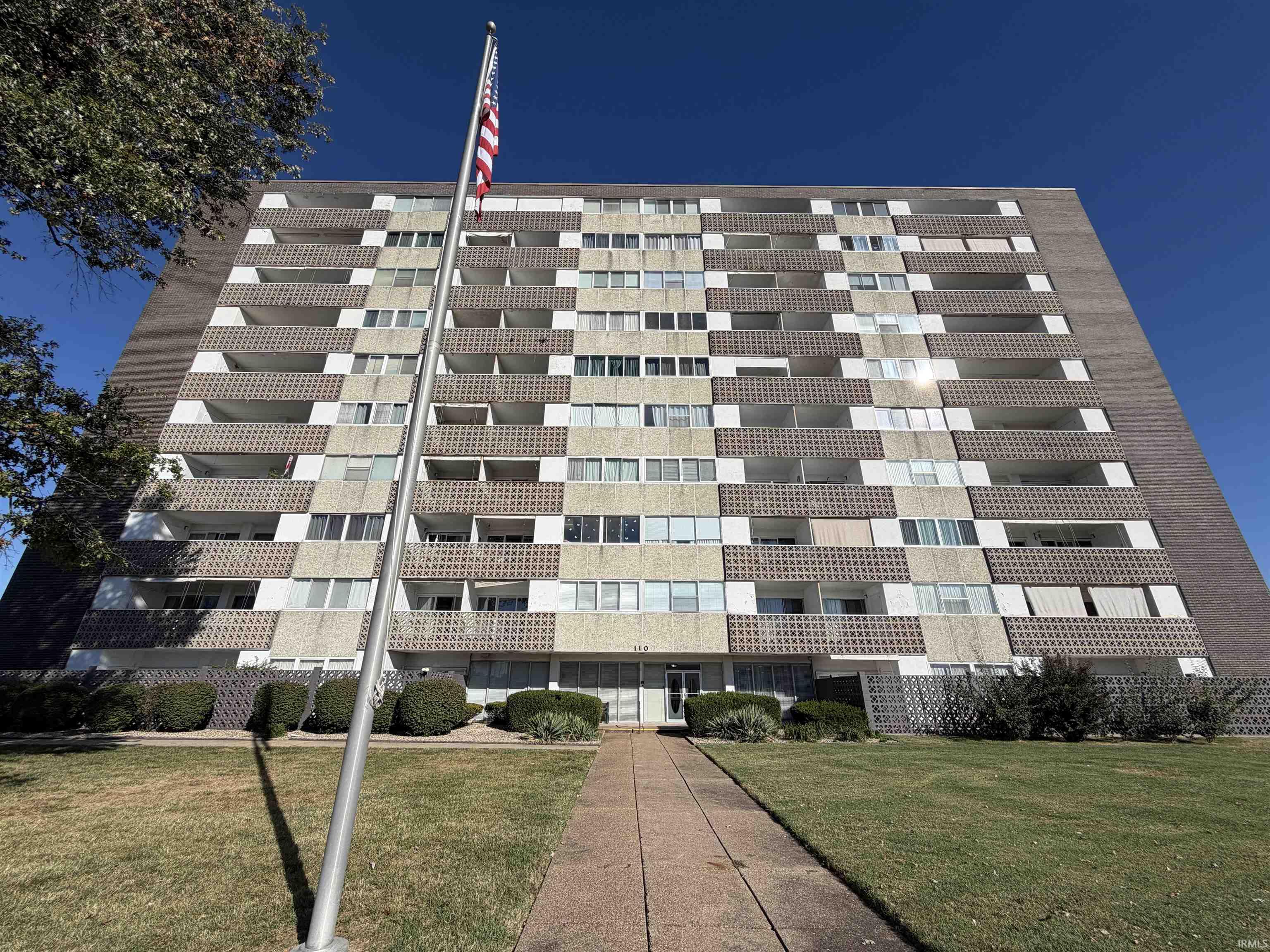 Photo 1 of Condo for sale at 1100 Eerie Ave #506, Evansville, IN 47715 | MLS# 202641291 | Listing updated on 2026-10-23