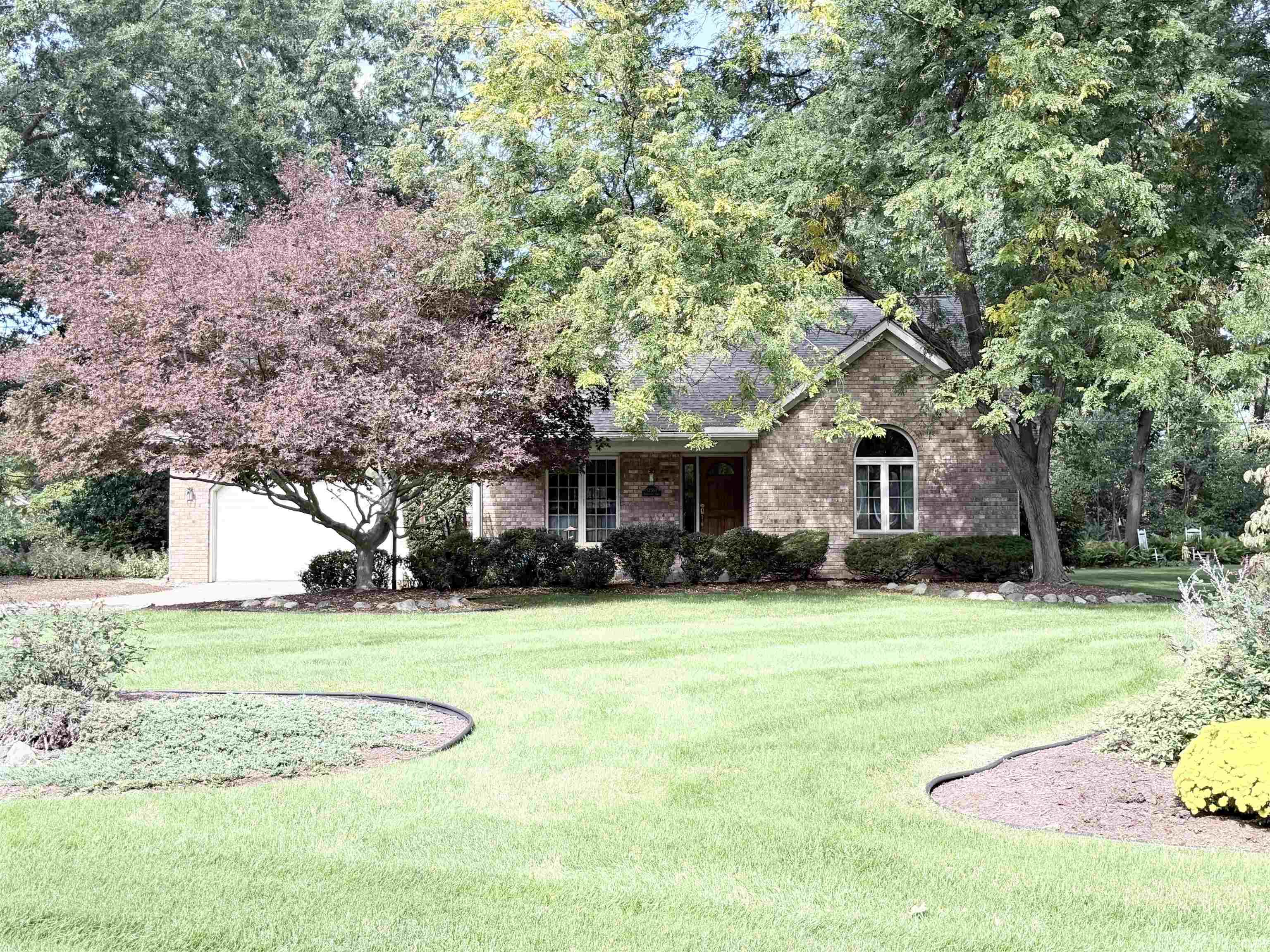 Photo 1 of Sale Pending at 57360 Peachstone Dr, South Bend, IN 46619 | MLS# 202641293 | Listing updated on 2026-10-07