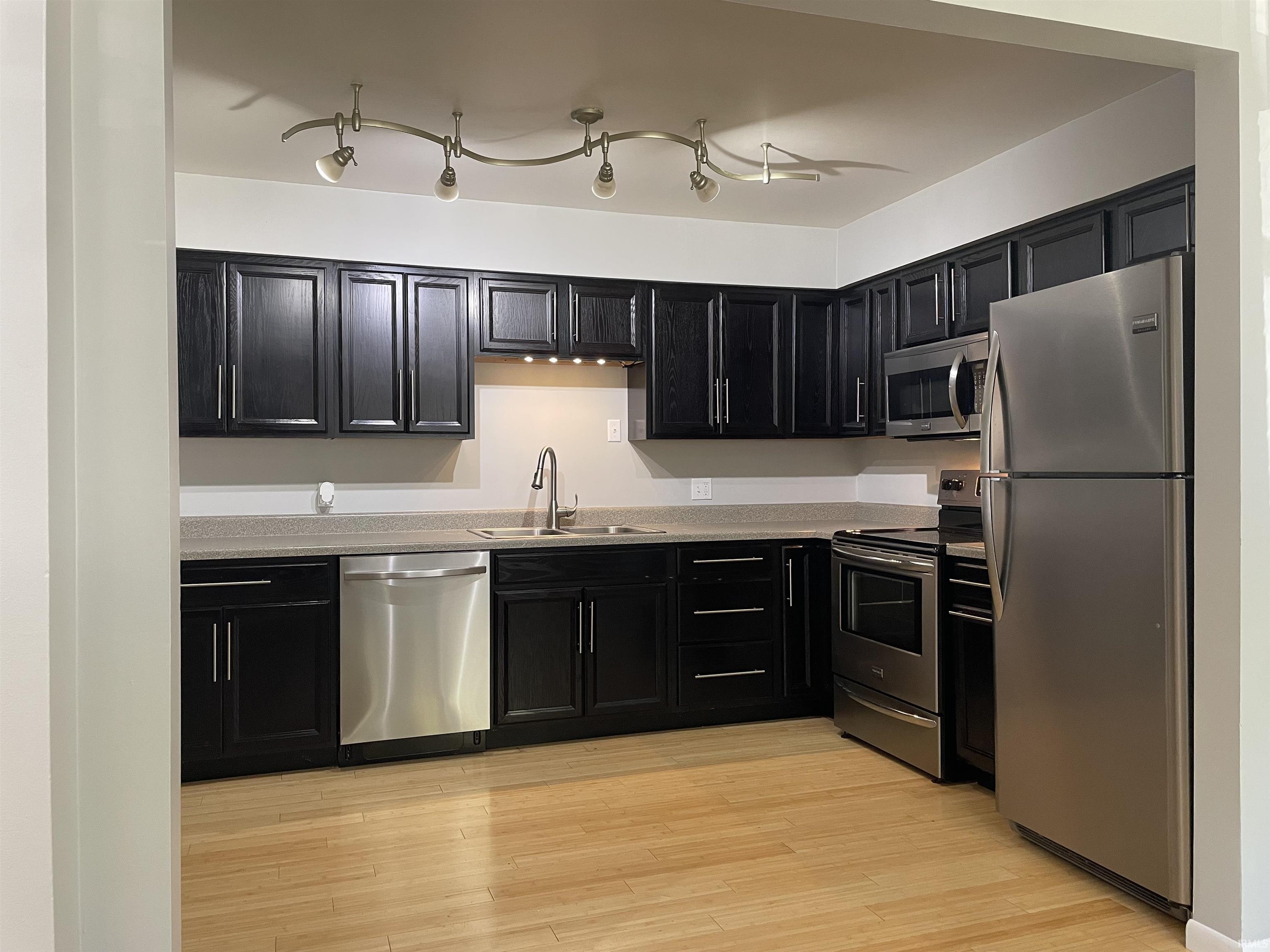 Photo 4 of Condo for sale at 2500 Topsfield Rd #705, South Bend, IN 46614 | MLS# 202641309 | Listing updated on 2026-10-08
