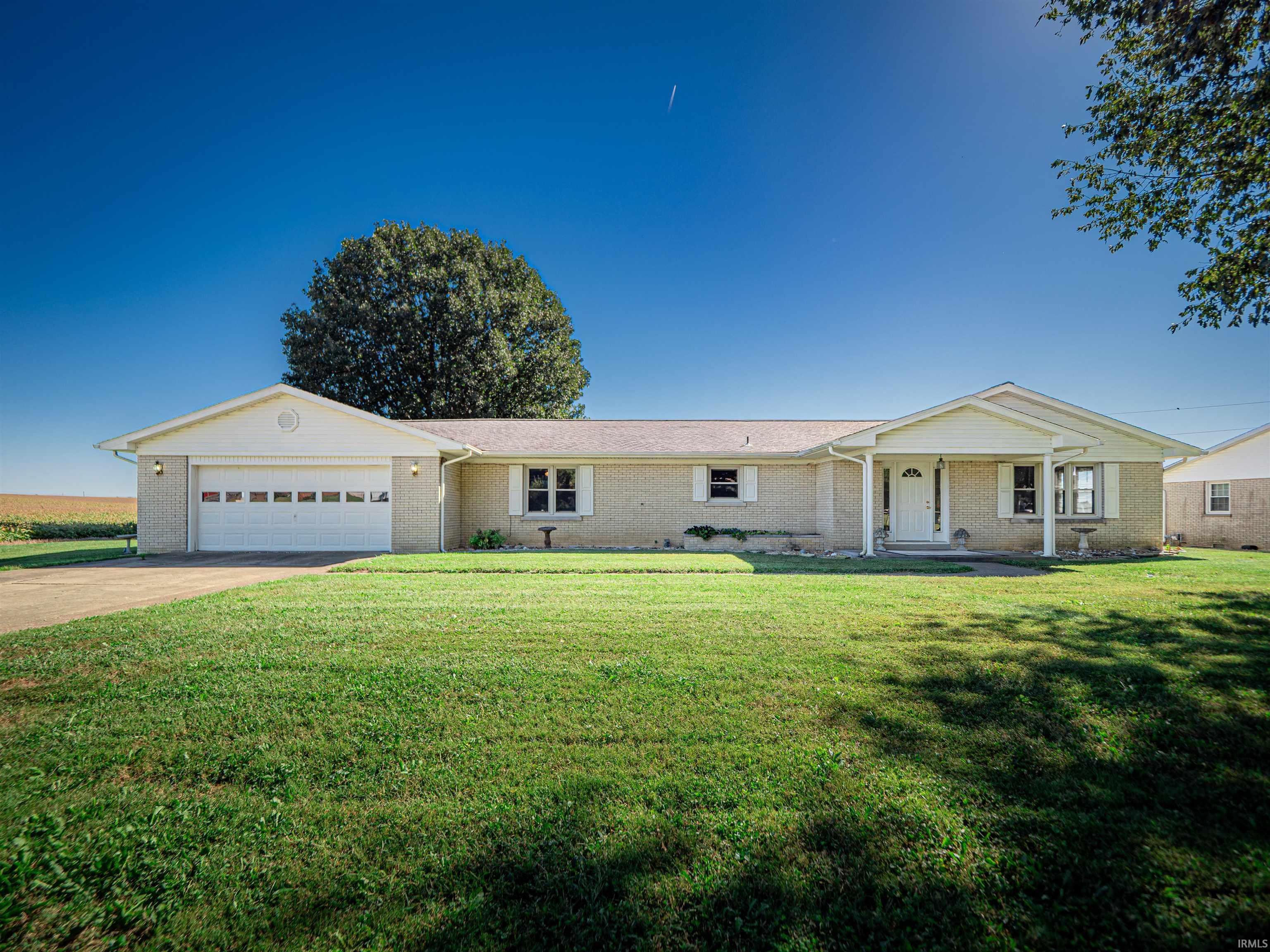 Photo 1 of Manufactured home for sale at 1812 Hereford Dr, Mount Vernon, IN 47620 | MLS# 202641313 | Listing updated on 2026-10-06