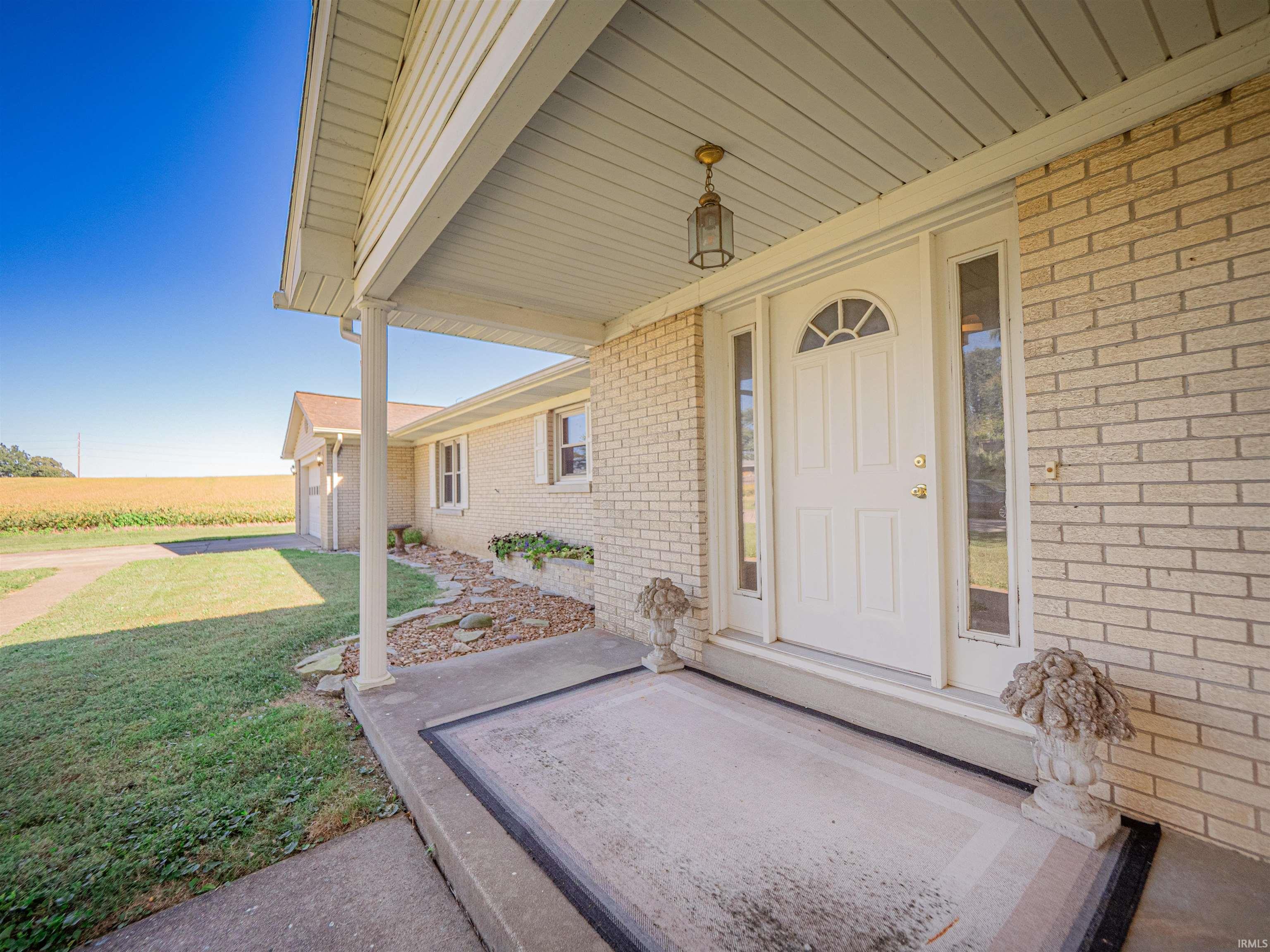 Photo 3 of Manufactured home for sale at 1812 Hereford Dr, Mount Vernon, IN 47620 | MLS# 202641313 | Listing updated on 2026-10-06
