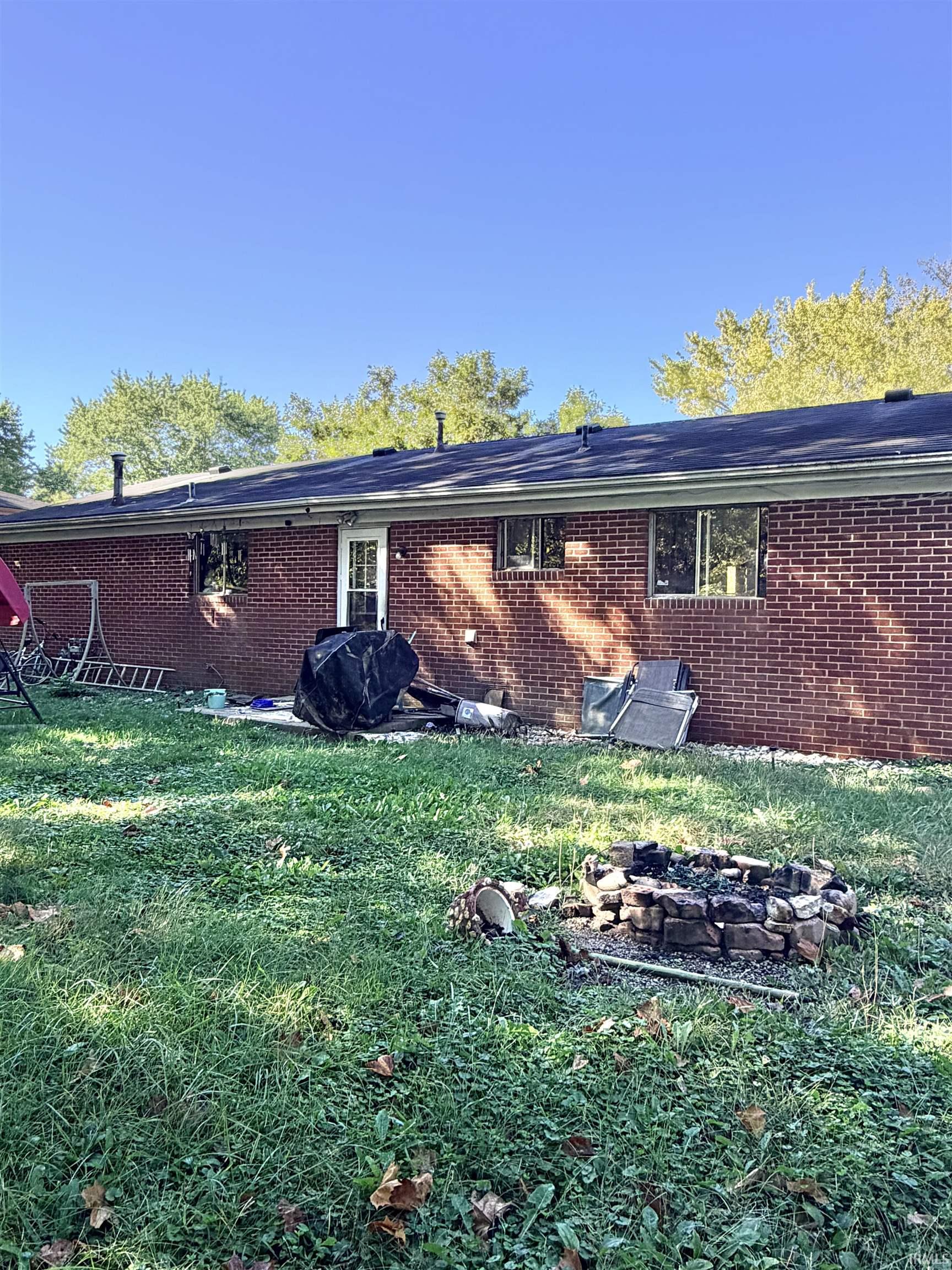 Photo 1 of Manufactured home for sale at 2300 S Wisteria Ln, Muncie, IN 47302 | MLS# 202641314 | Listing updated on 2026-10-06