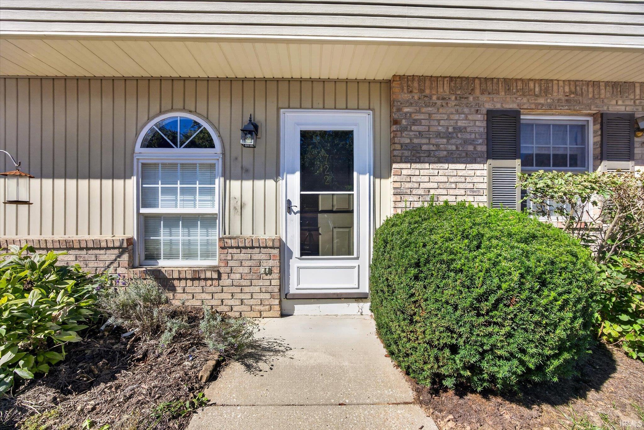 Condo for sale at 722 E Sherwood Hills Dr, Bloomington, IN 47401 | MLS# 202641329