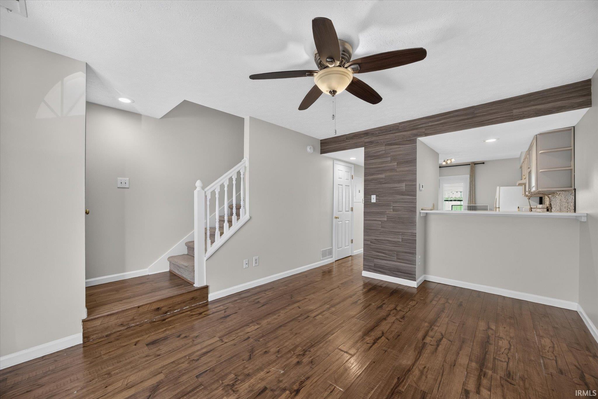 Photo 2 of Condo for sale at 722 E Sherwood Hills Dr, Bloomington, IN 47401 | MLS# 202641329 | Listing updated on 2026-10-06