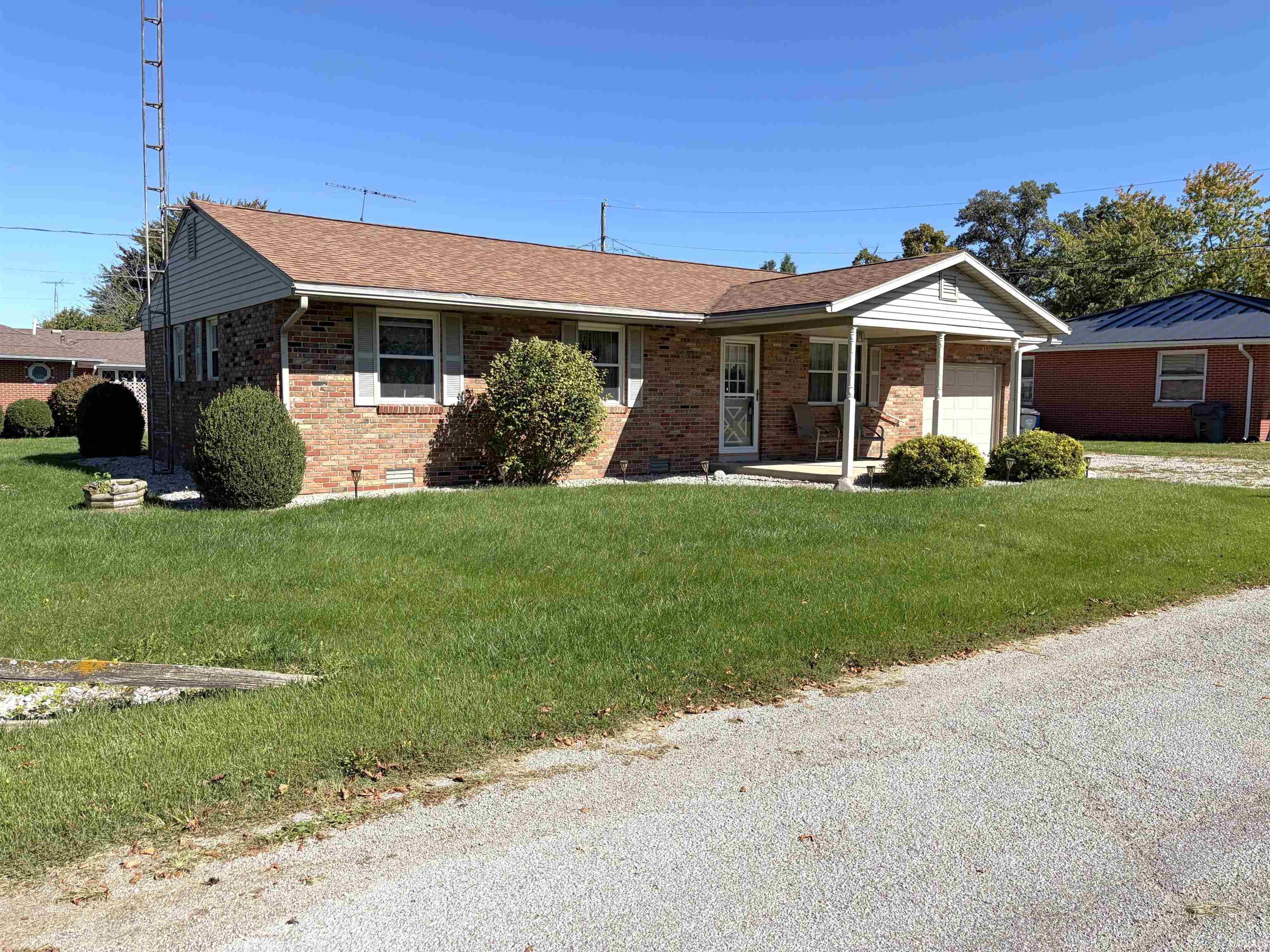 Photo 1 of Manufactured home for sale at 552 S W Shadey Ln, Winchester, IN 47394 | MLS# 202641330 | Listing updated on 2026-10-06