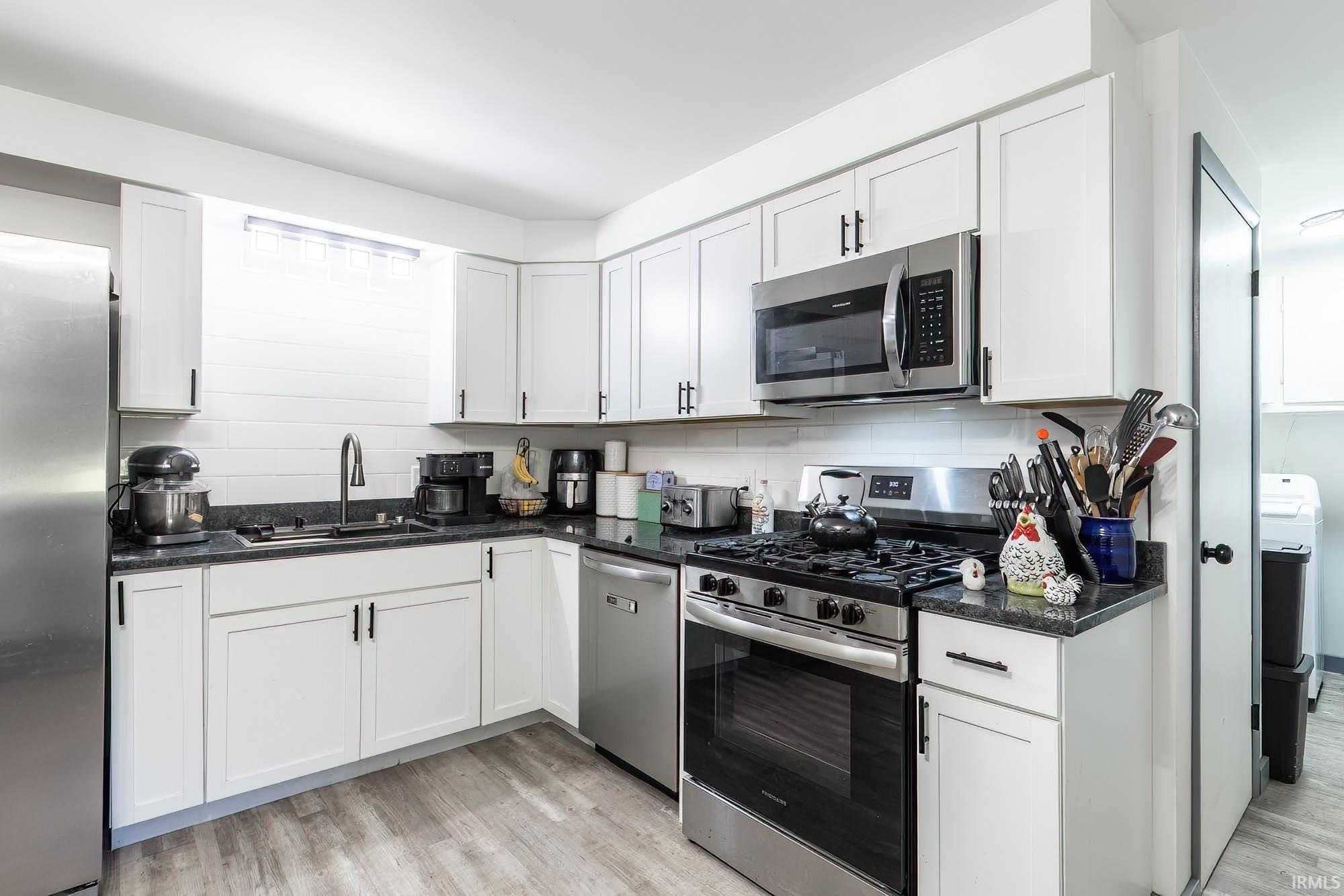 Photo 3 of Manufactured home for sale at 3560 Sandpoint Rd, Fort Wayne, IN 46809 | MLS# 202641331 | Listing updated on 2026-10-06