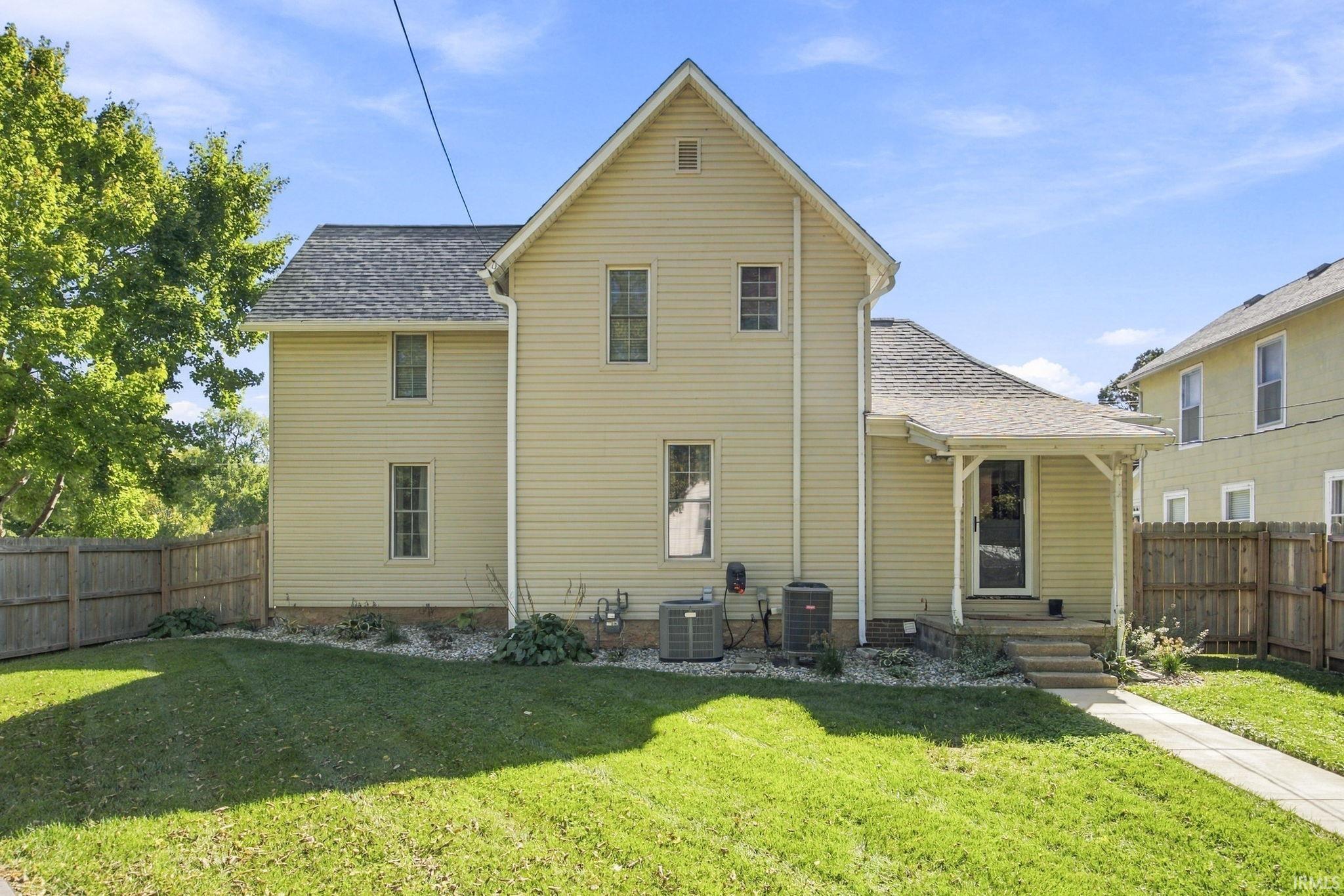 Photo 3 of Manufactured home for sale at 323 E Madison St, Delphi, IN 46923 | MLS# 202641345 | Listing updated on 2026-10-06