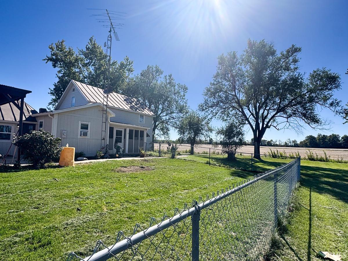 Photo 3 of Manufactured home for sale at 2640 E 300 North, Winchester, IN 47394 | MLS# 202641347 | Listing updated on 2026-10-07