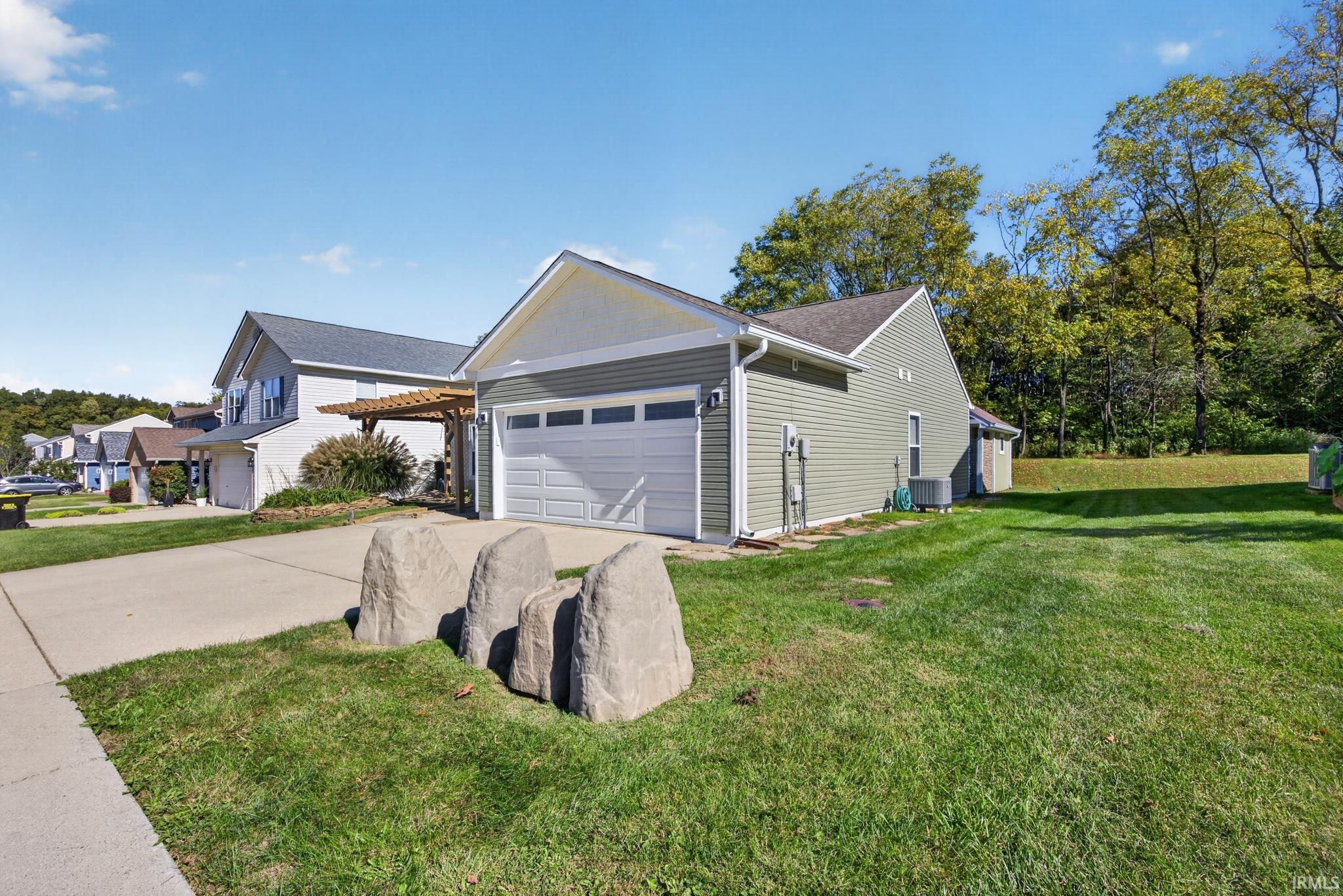 Photo 2 of Manufactured home for sale at 5773 W Tensleep Rd, Bloomington, IN 47403 | MLS# 202641353 | Listing updated on 2026-10-06
