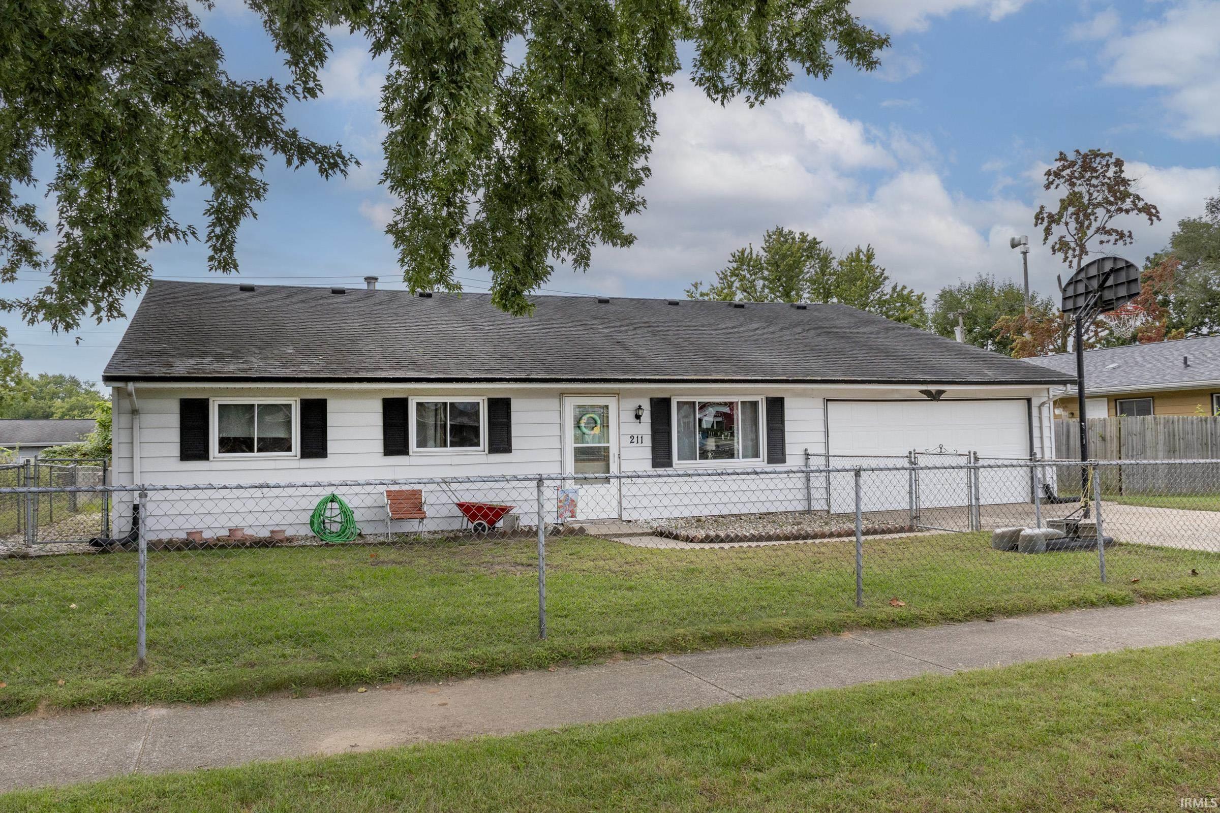 Photo 1 of Manufactured home for sale at 211 E Russ Ave, Mishawaka, IN 46545 | MLS# 202641359 | Listing updated on 2026-10-06