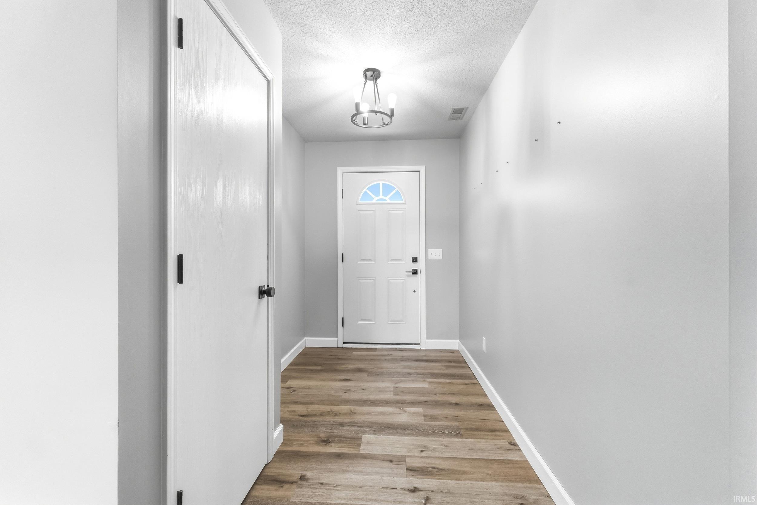 Photo 3 of Manufactured home for sale at 1208 Polo Run, Fort Wayne, IN 46825 | MLS# 202641366 | Listing updated on 2026-10-06