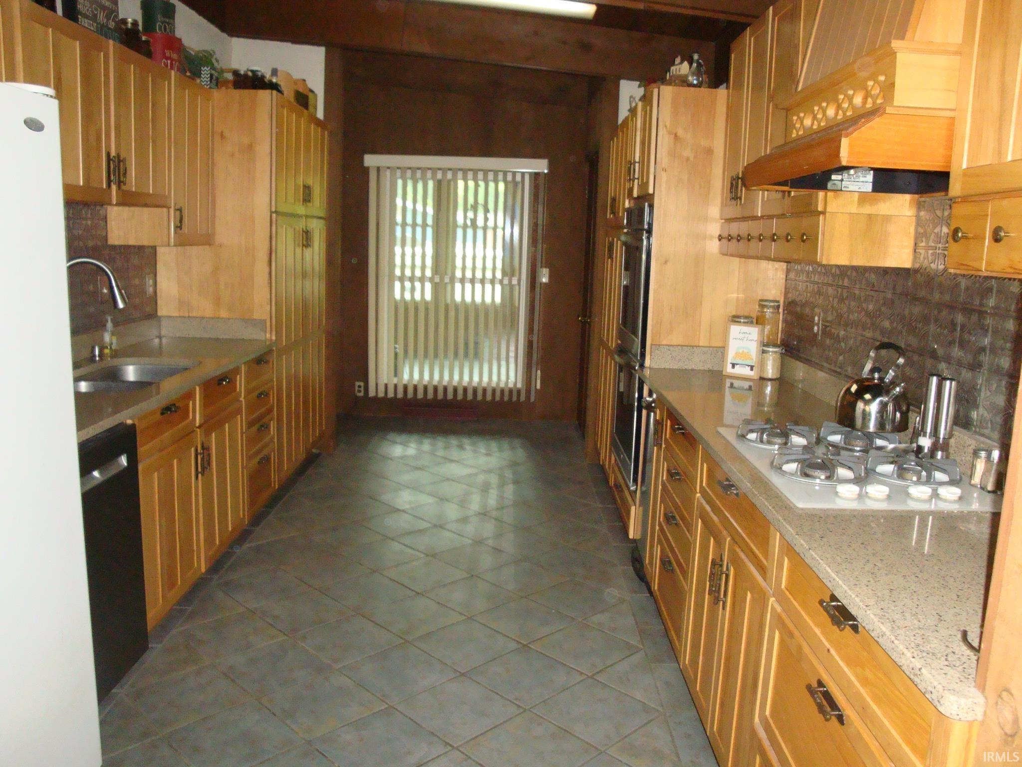 Photo 4 of Manufactured home for sale at 2203 Willow Springs Rd, Kokomo, IN 46902 | MLS# 202641369 | Listing updated on 2026-10-06