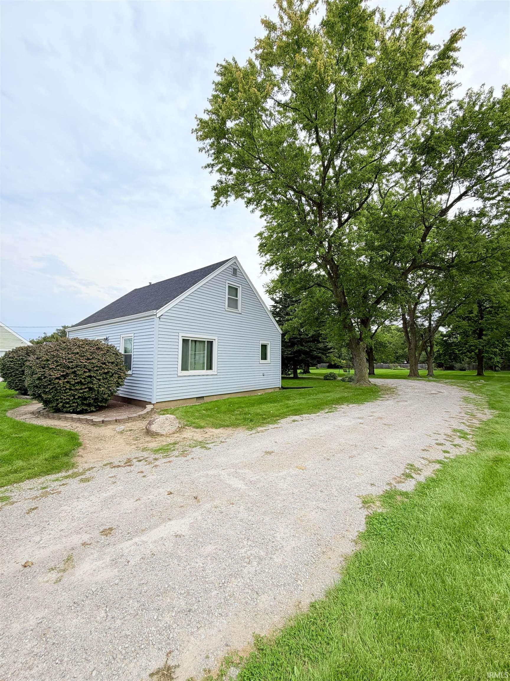 Photo 3 of Manufactured home for sale at 5454 Saint Joe Rd, Fort Wayne, IN 46835 | MLS# 202641372 | Listing updated on 2026-10-07