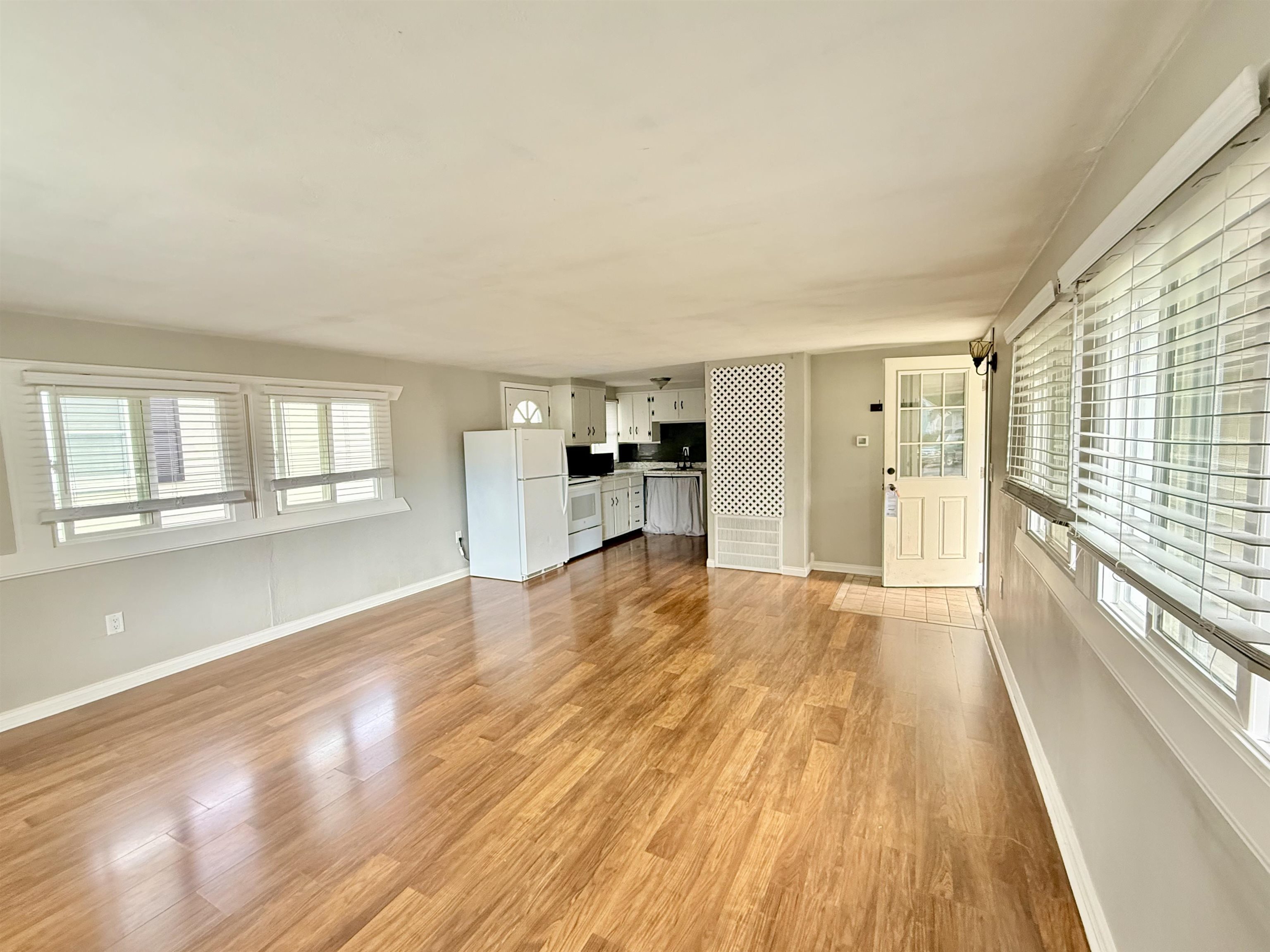 Photo 3 of Manufactured home for sale at 1308 Poplar St, Winona Lake, IN 46590 | MLS# 202641387 | Listing updated on 2026-10-06