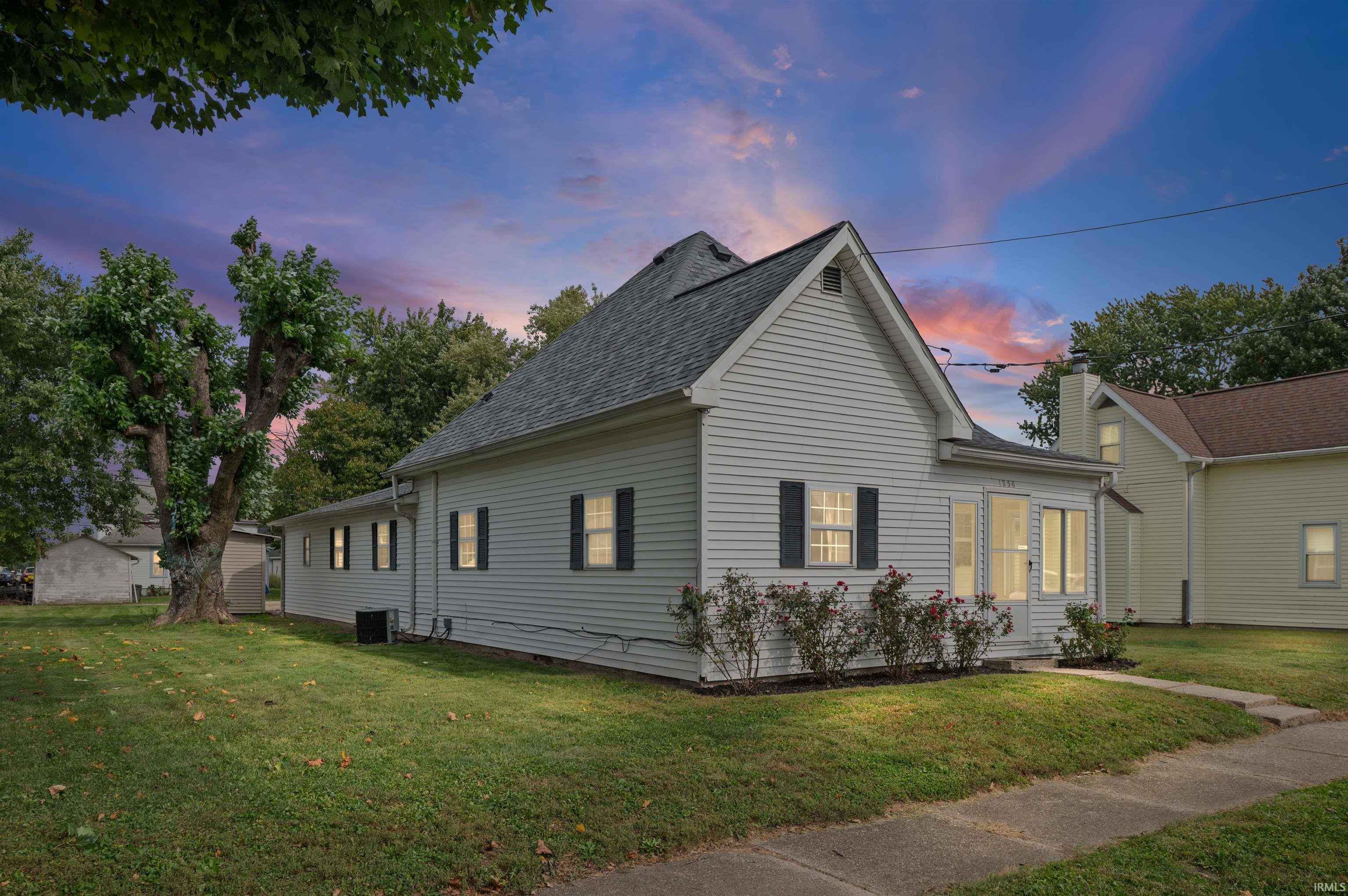 Photo 3 of Manufactured home for sale at 1258 W Mcclurg St, Frankfort, IN 46041 | MLS# 202641402 | Listing updated on 2026-10-06