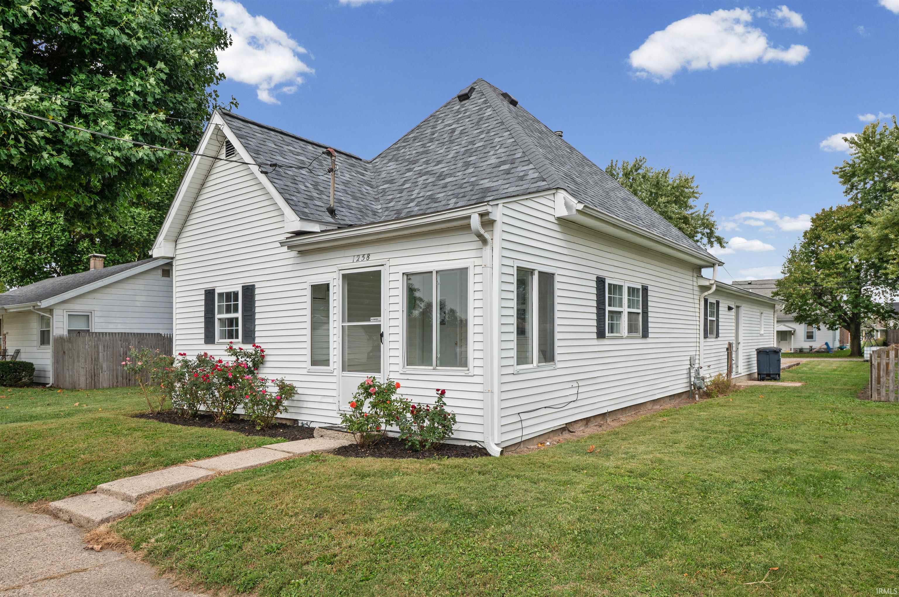 Photo 3 of Manufactured home for sale at 1258 W Mcclurg St, Frankfort, IN 46041 | MLS# 202641402 | Listing updated on 2026-10-06