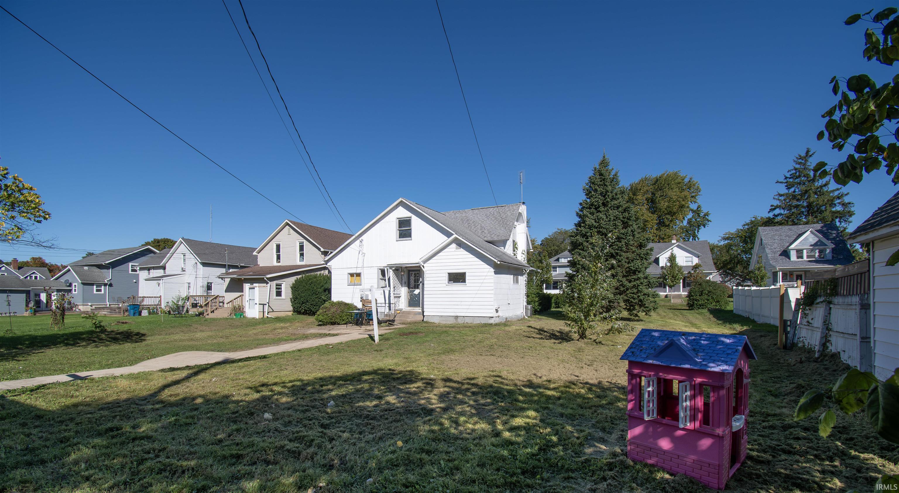 Photo 3 of Manufactured home for sale at 719 E 7th Street, Auburn, IN 46706 | MLS# 202641403 | Listing updated on 2026-10-06
