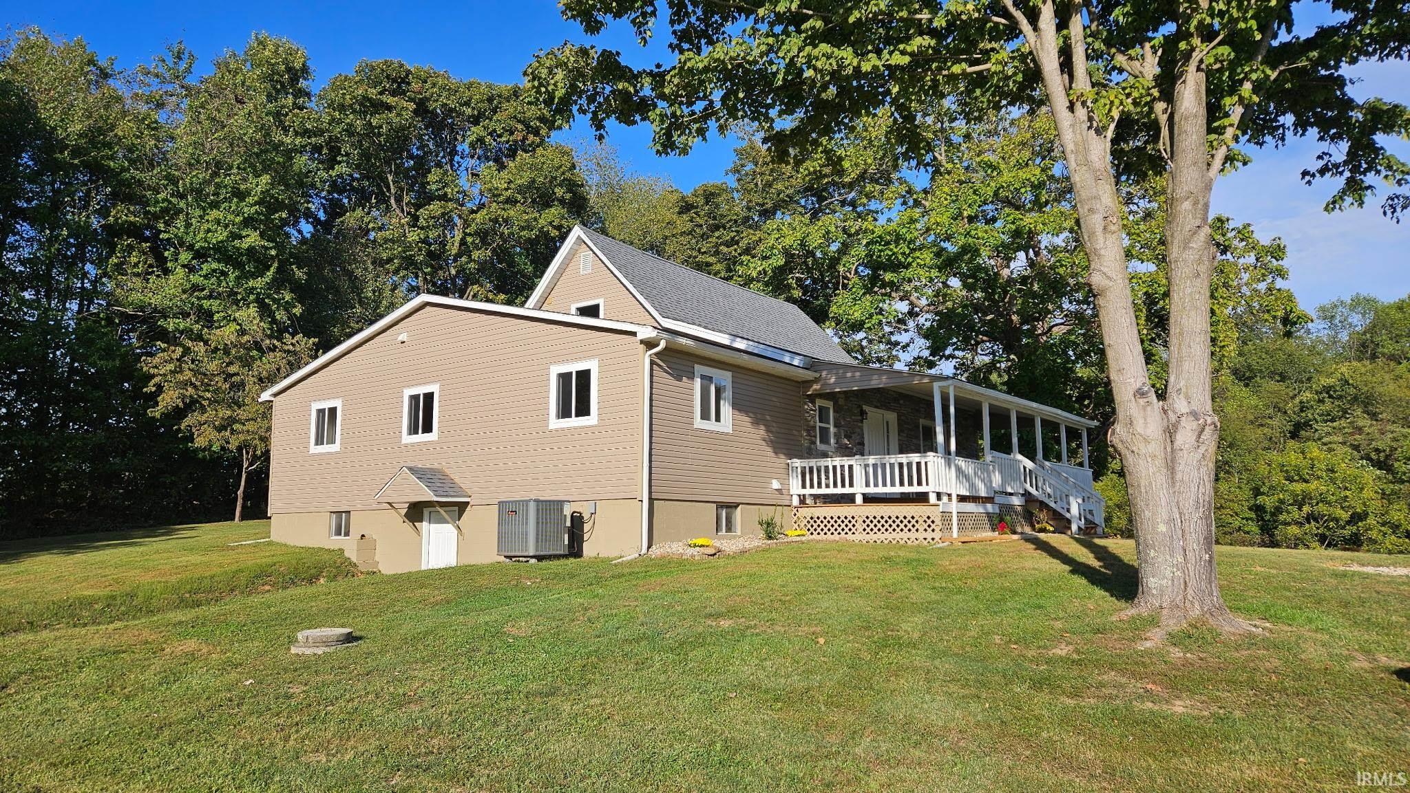 Photo 3 of Manufactured home for sale at 558 Pinewood Dr, Bedford, IN 47421 | MLS# 202641410 | Listing updated on 2026-10-06