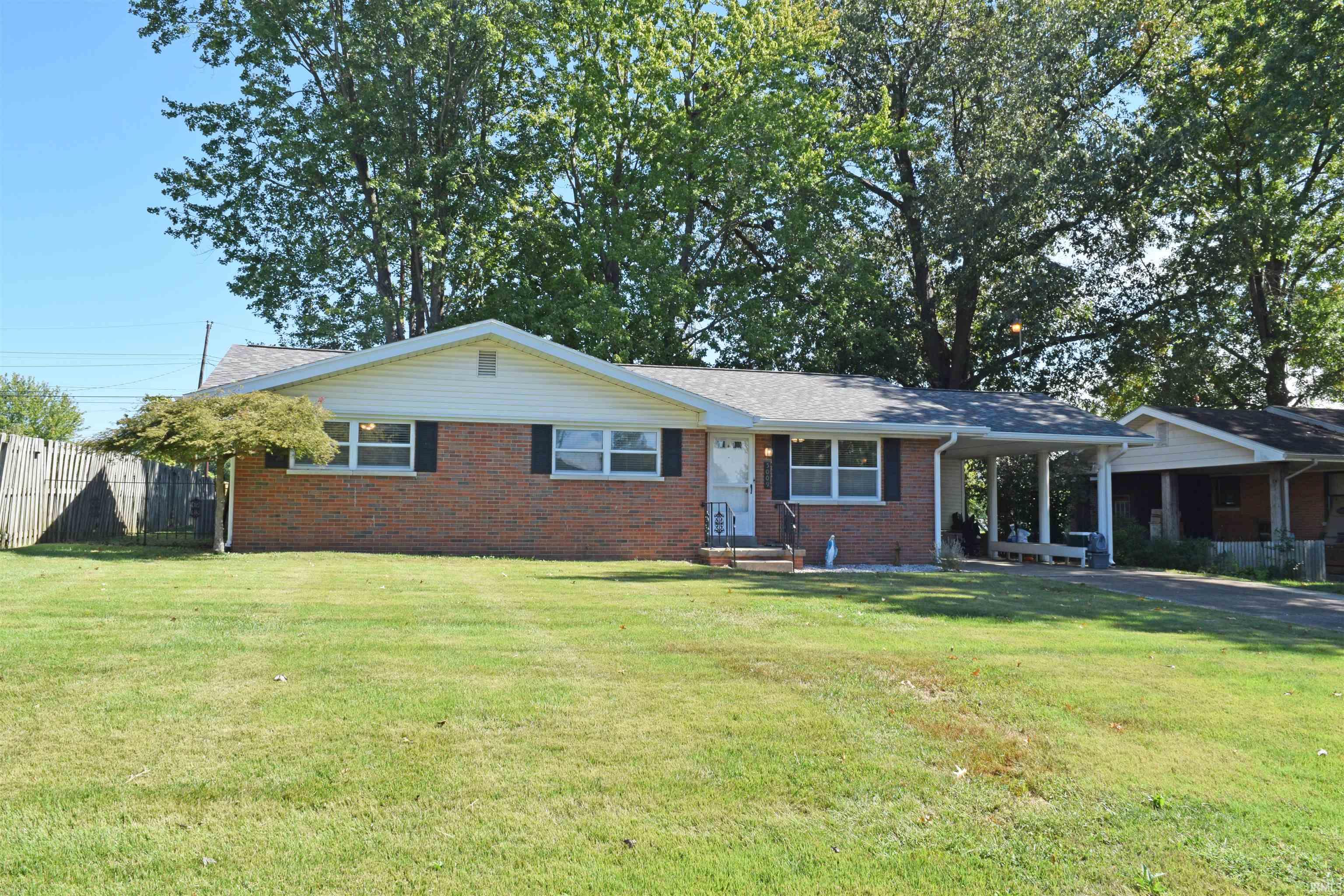 Photo 1 of Manufactured home for sale at 5009 Elmhurst Dr, Evansville, IN 47711 | MLS# 202641415 | Listing updated on 2026-10-06