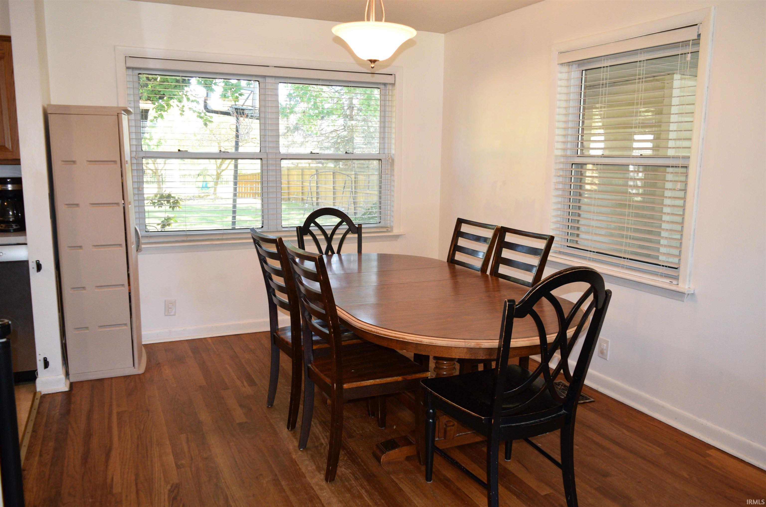 Photo 4 of Manufactured home for sale at 5009 Elmhurst Dr, Evansville, IN 47711 | MLS# 202641415 | Listing updated on 2026-10-06