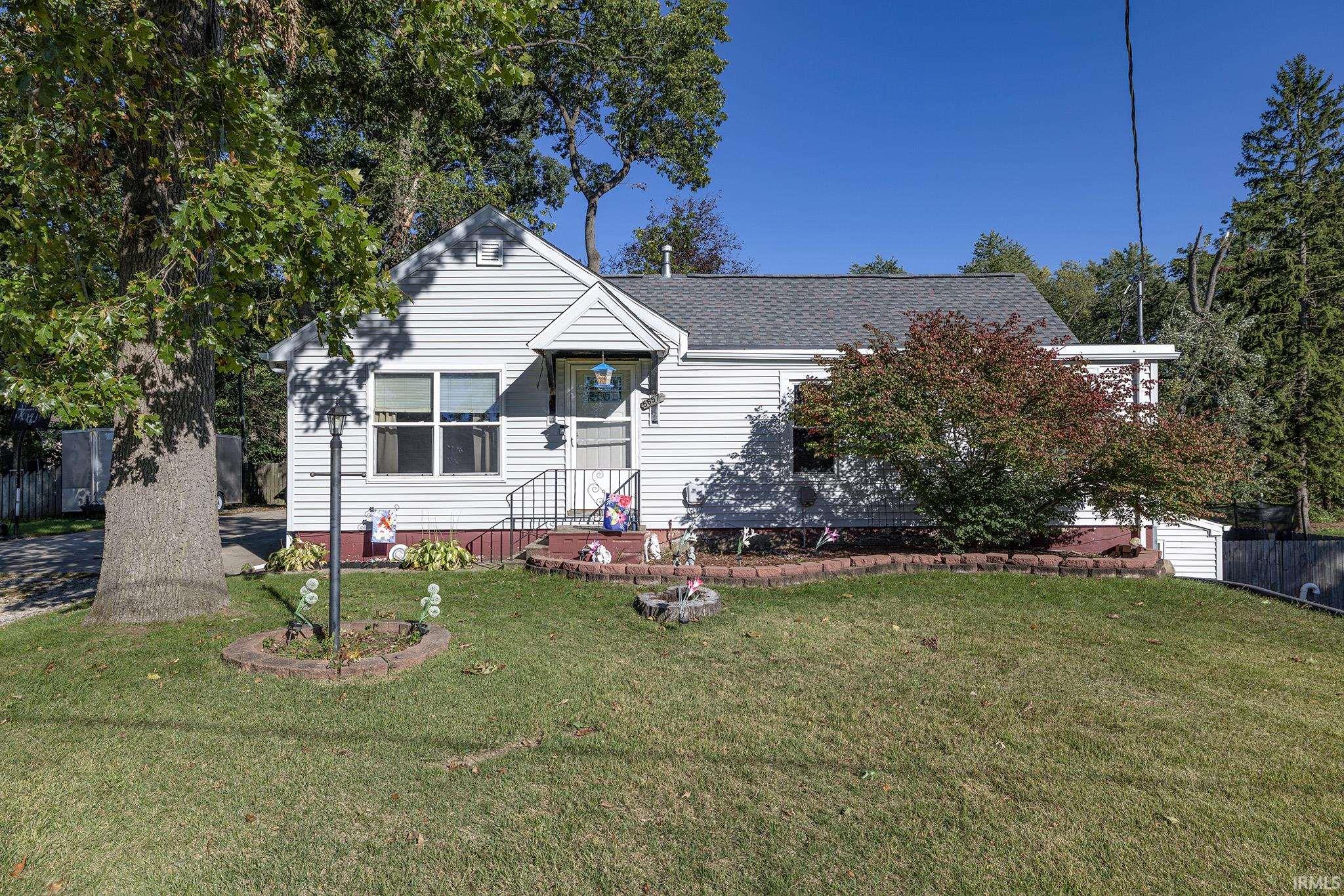 Photo 2 of Manufactured home for sale at 56578 Eastvue Dr, Osceola, IN 46561 | MLS# 202641417 | Listing updated on 2026-10-07