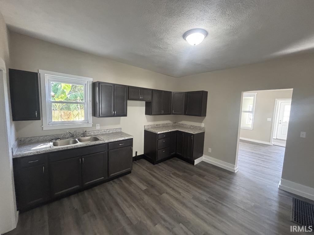 Photo 4 of Sale Pending at 914 Emison Ave, Vincennes, IN 47591 | MLS# 202641420 | Listing updated on 2026-10-07
