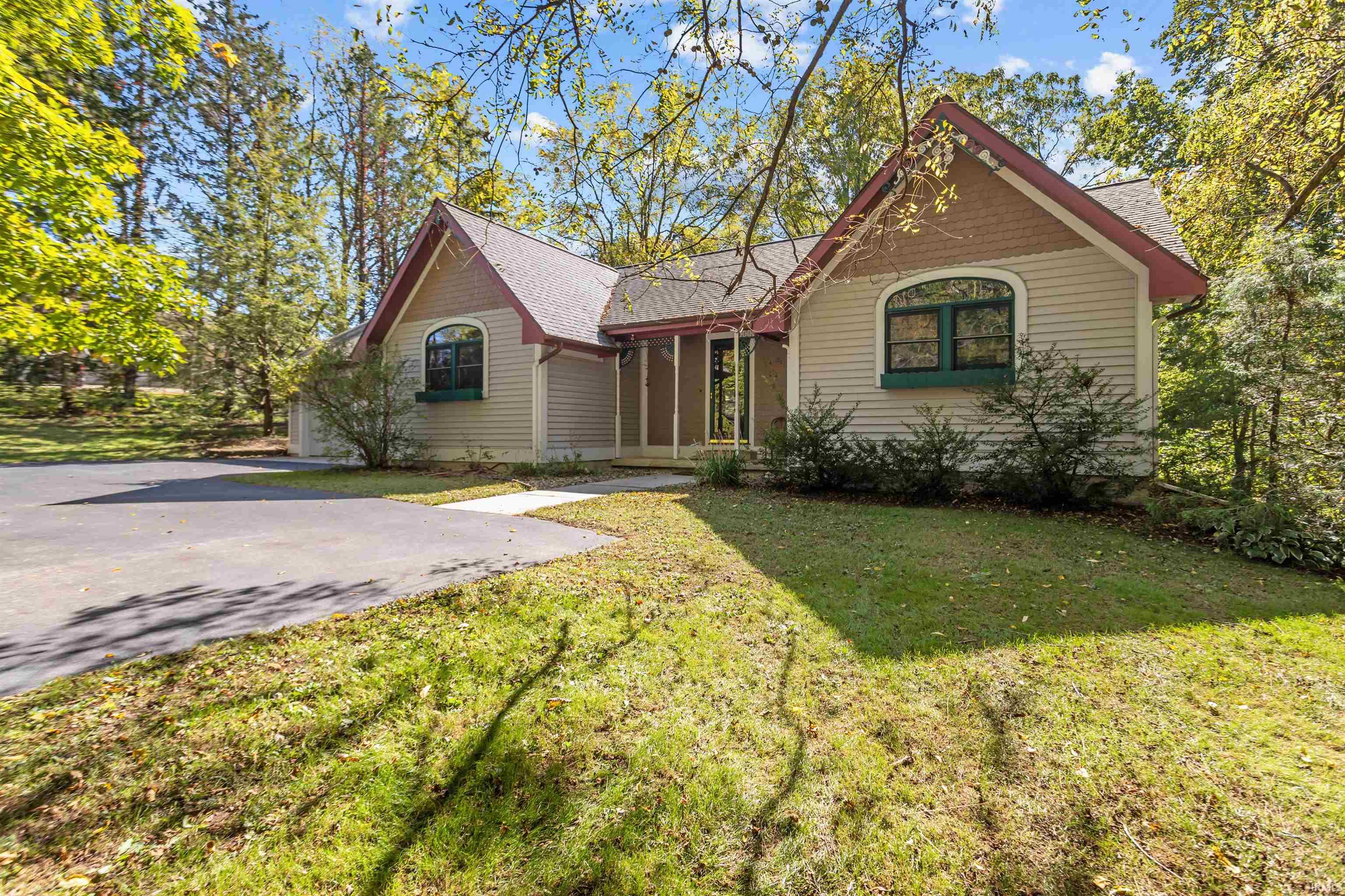 Manufactured home for sale at 8327 W 00 Ns, Kokomo, IN 46901 | MLS# 202641427