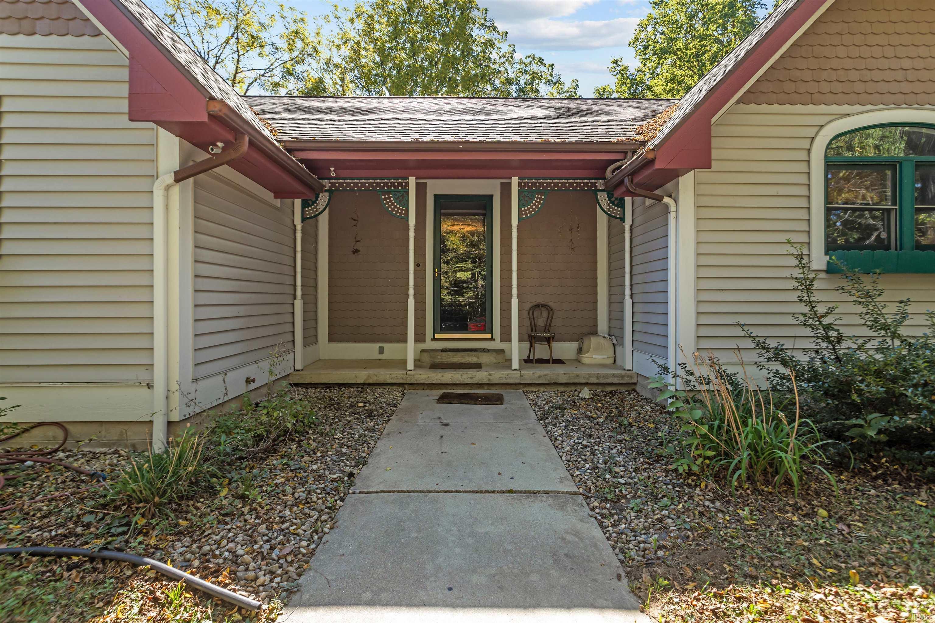 Photo 3 of Manufactured home for sale at 8327 W 00 Ns, Kokomo, IN 46901 | MLS# 202641427 | Listing updated on 2026-10-06