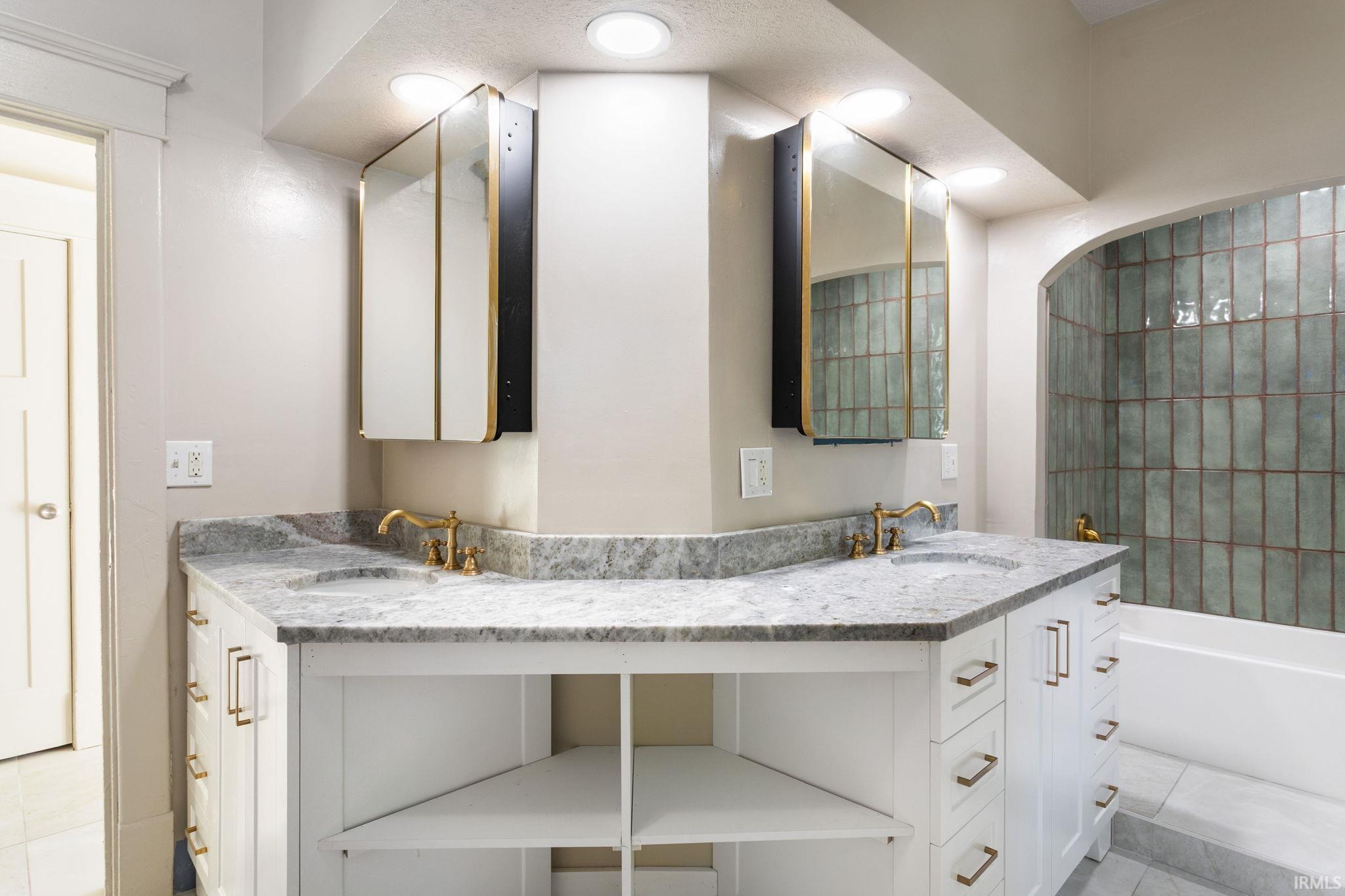 Photo 4 of Manufactured home for sale at 1212 Lincoln Way, South Bend, IN 46628 | MLS# 202641432 | Listing updated on 2026-10-07