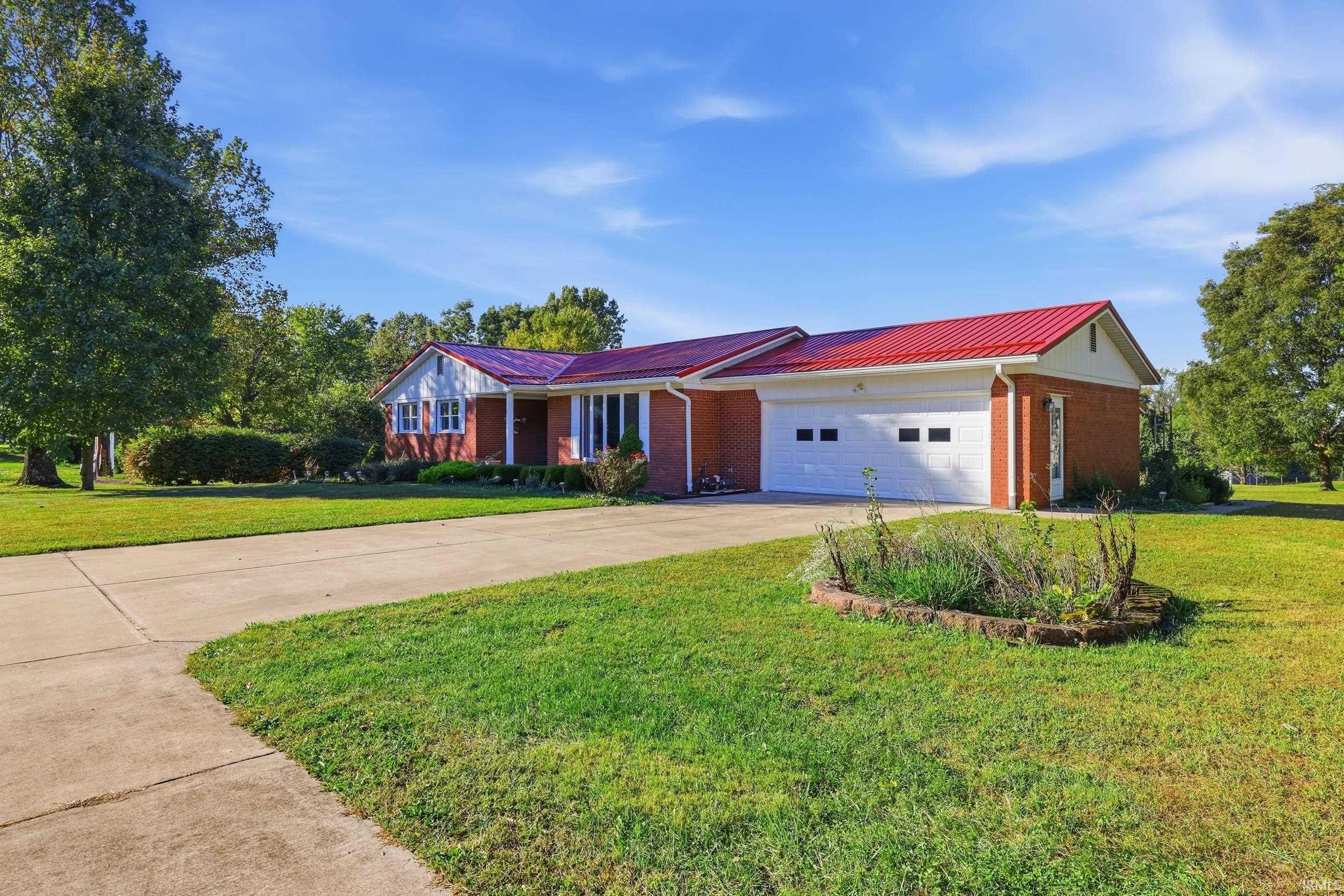 Photo 1 of Manufactured home for sale at 4455 Old State Rd 37, Bedford, IN 47421 | MLS# 202641438 | Listing updated on 2026-10-06