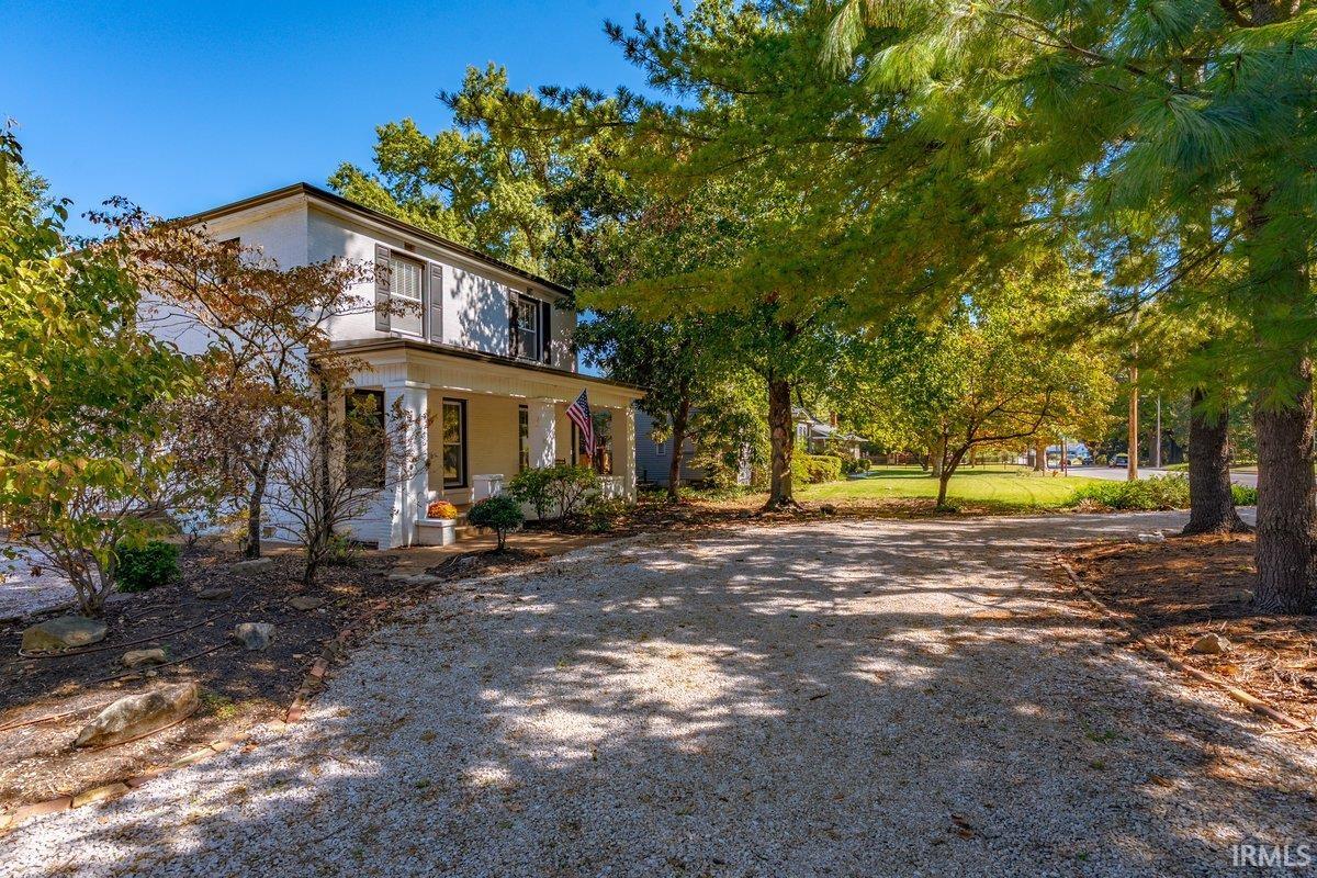 Photo 2 of Manufactured home for sale at 2418 Lincoln Ave, Evansville, IN 47714 | MLS# 202641451 | Listing updated on 2026-10-26