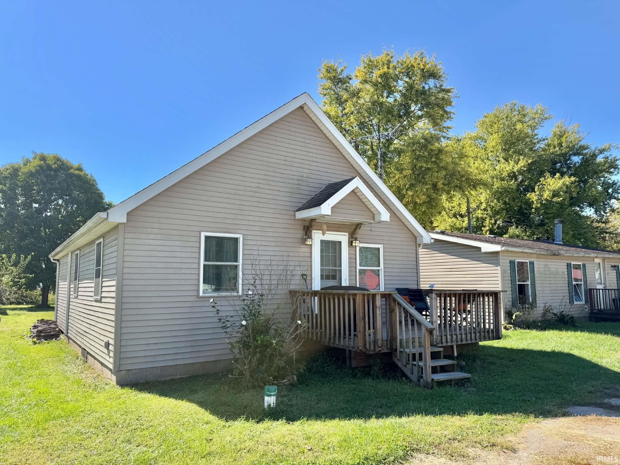 Photo 2 of Manufactured home for sale at 226 E South St, Yeoman, IN 47997 | MLS# 202641455 | Listing updated on 2026-10-07