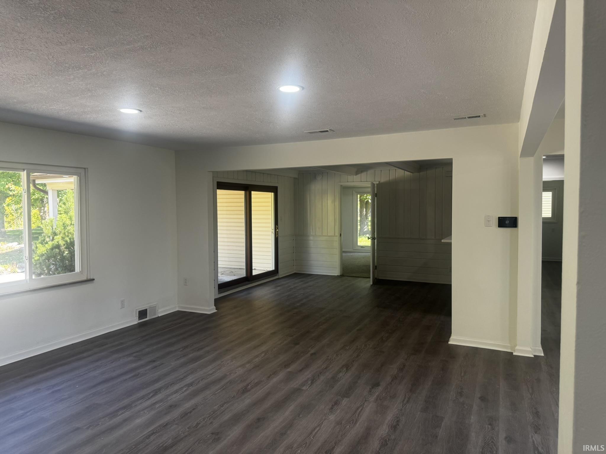 Photo 3 of Manufactured home for sale at 816 Ludwig Park Dr, Fort Wayne, IN 46825 | MLS# 202641472 | Listing updated on 2026-10-07
