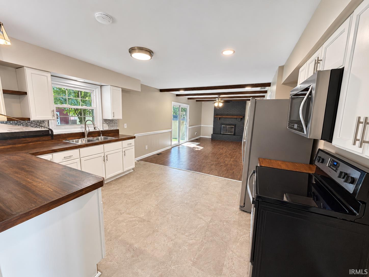 Photo 3 of Manufactured home for sale at 8399 Chestnut Dr, Newburgh, IN 47630 | MLS# 202641475 | Listing updated on 2026-10-07
