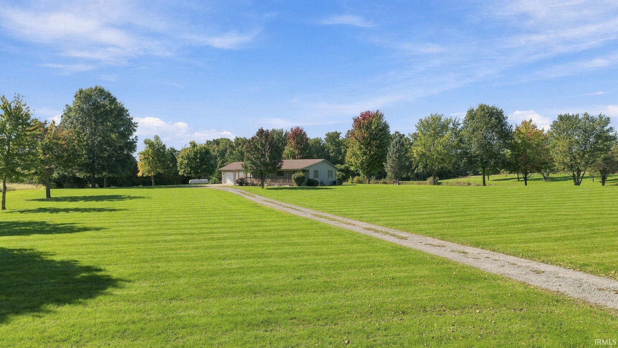 Photo 3 of Manufactured home for sale at 0858 S 300 West, Albion, IN 46701 | MLS# 202641482 | Listing updated on 2026-10-07