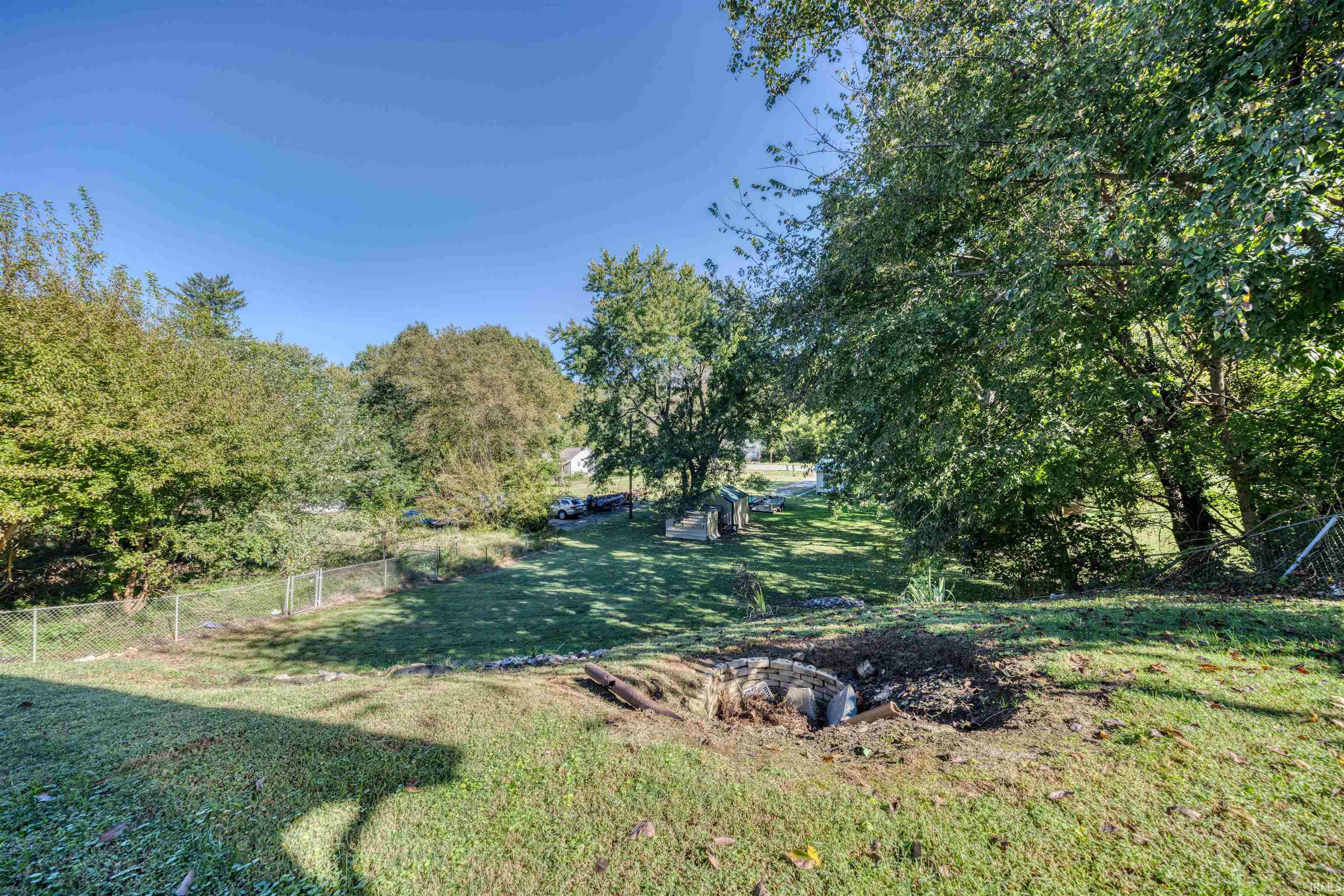 Photo 4 of Manufactured home for sale at 727 St Louis Ave, Cannelton, IN 47520 | MLS# 202641520 | Listing updated on 2026-10-07