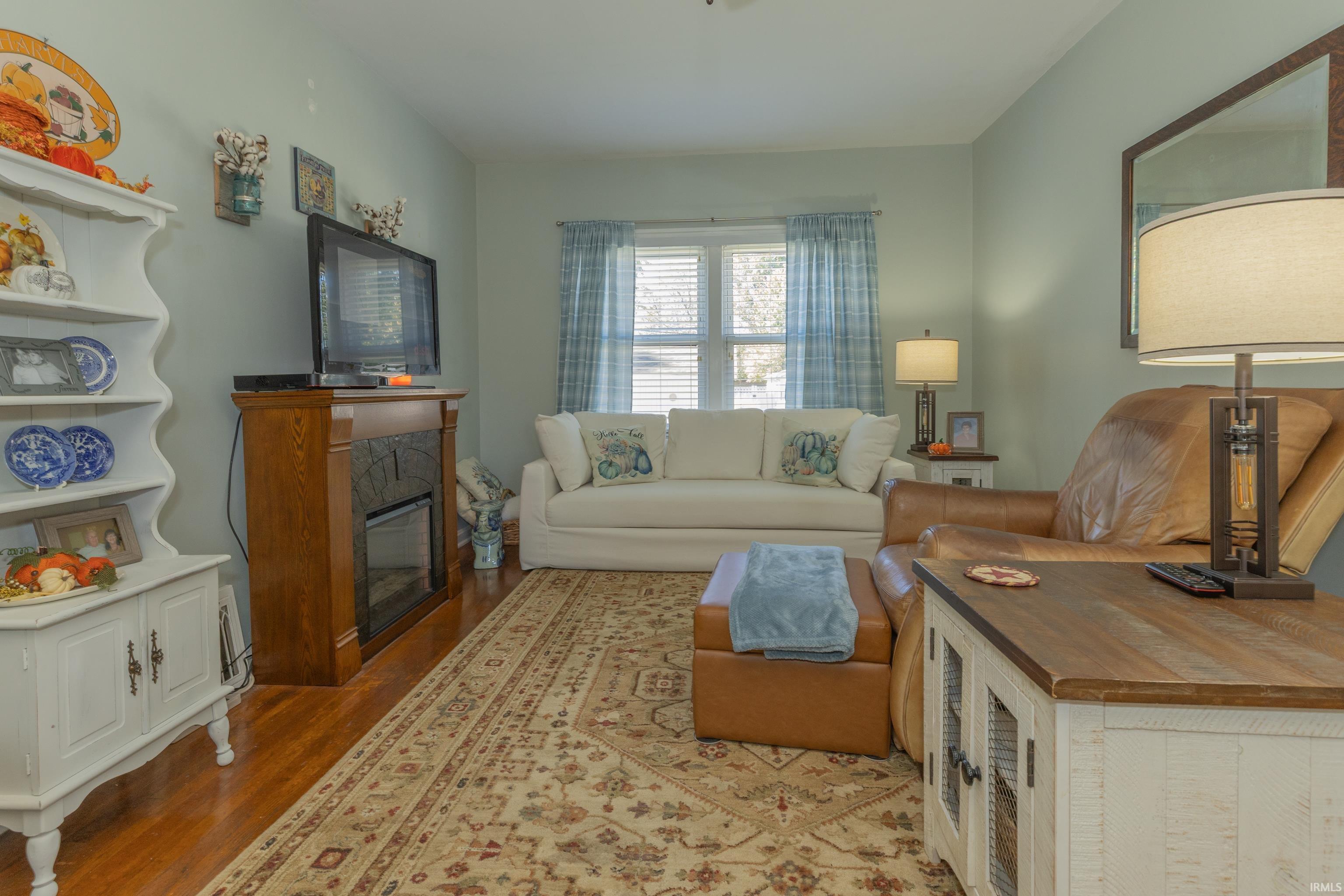 Photo 3 of Manufactured home for sale at 105 S Fairlawn Ave, Evansville, IN 47714 | MLS# 202641551 | Listing updated on 2026-10-07