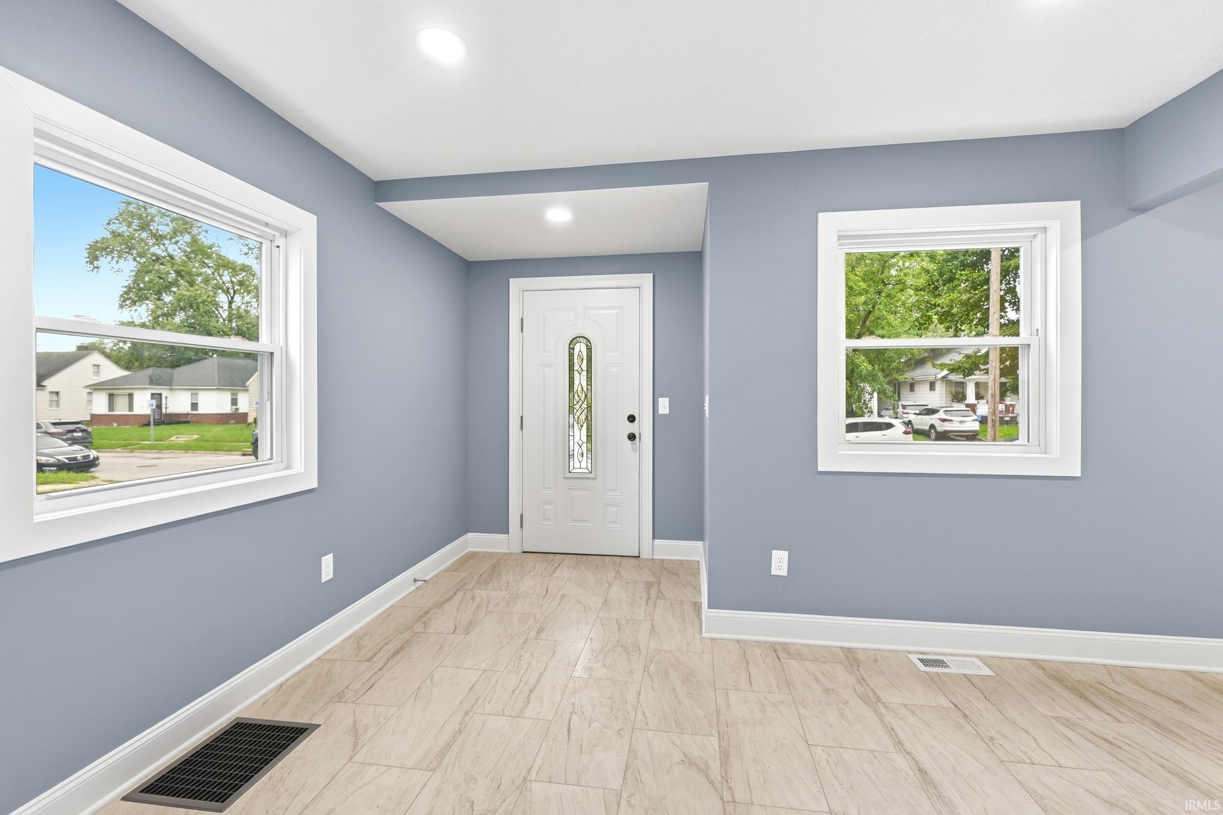 Photo 4 of Manufactured home for sale at 3531 Winter St, Fort Wayne, IN 46806 | MLS# 202641562 | Listing updated on 2026-10-07