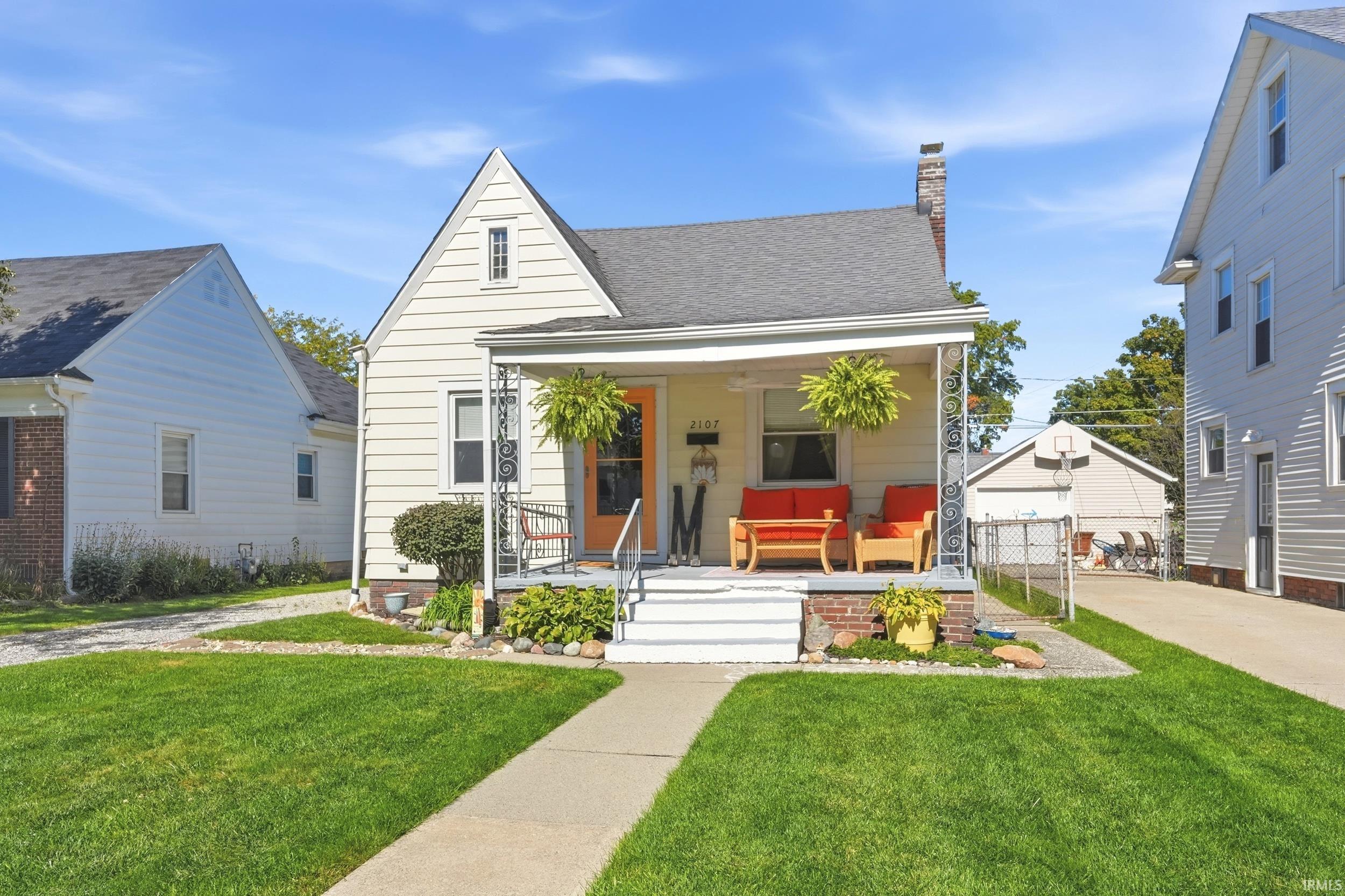 Photo 1 of Manufactured home for sale at 2107 Glenwood Ave, Fort Wayne, IN 46805 | MLS# 202641567 | Listing updated on 2026-10-07