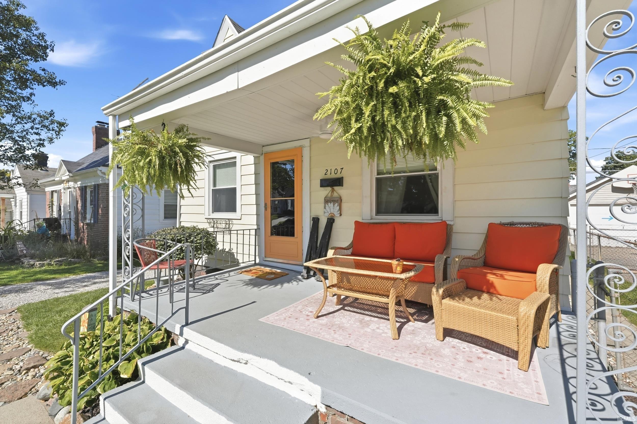 Photo 3 of Manufactured home for sale at 2107 Glenwood Ave, Fort Wayne, IN 46805 | MLS# 202641567 | Listing updated on 2026-10-07